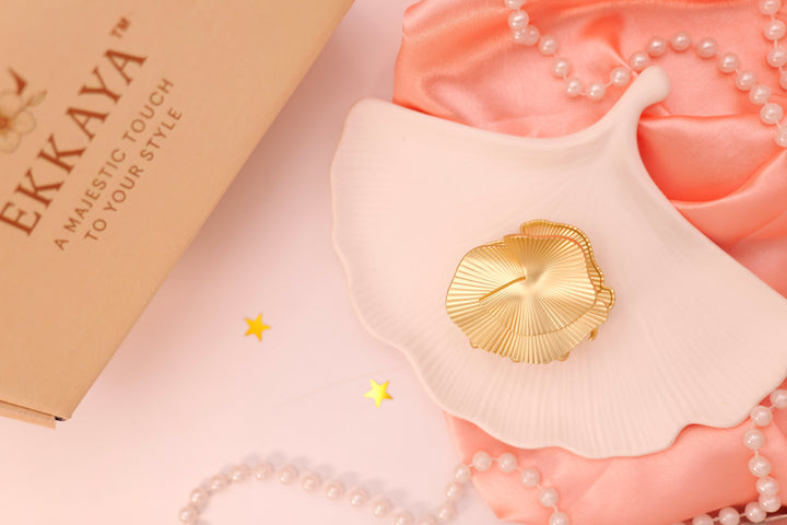 Golden Aura Leaf Hair Claw