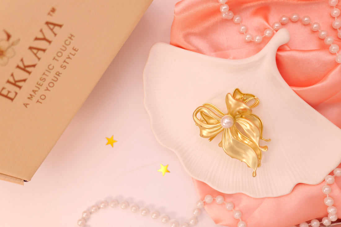 Luxe Bloom Pearl Accent Claw Clip