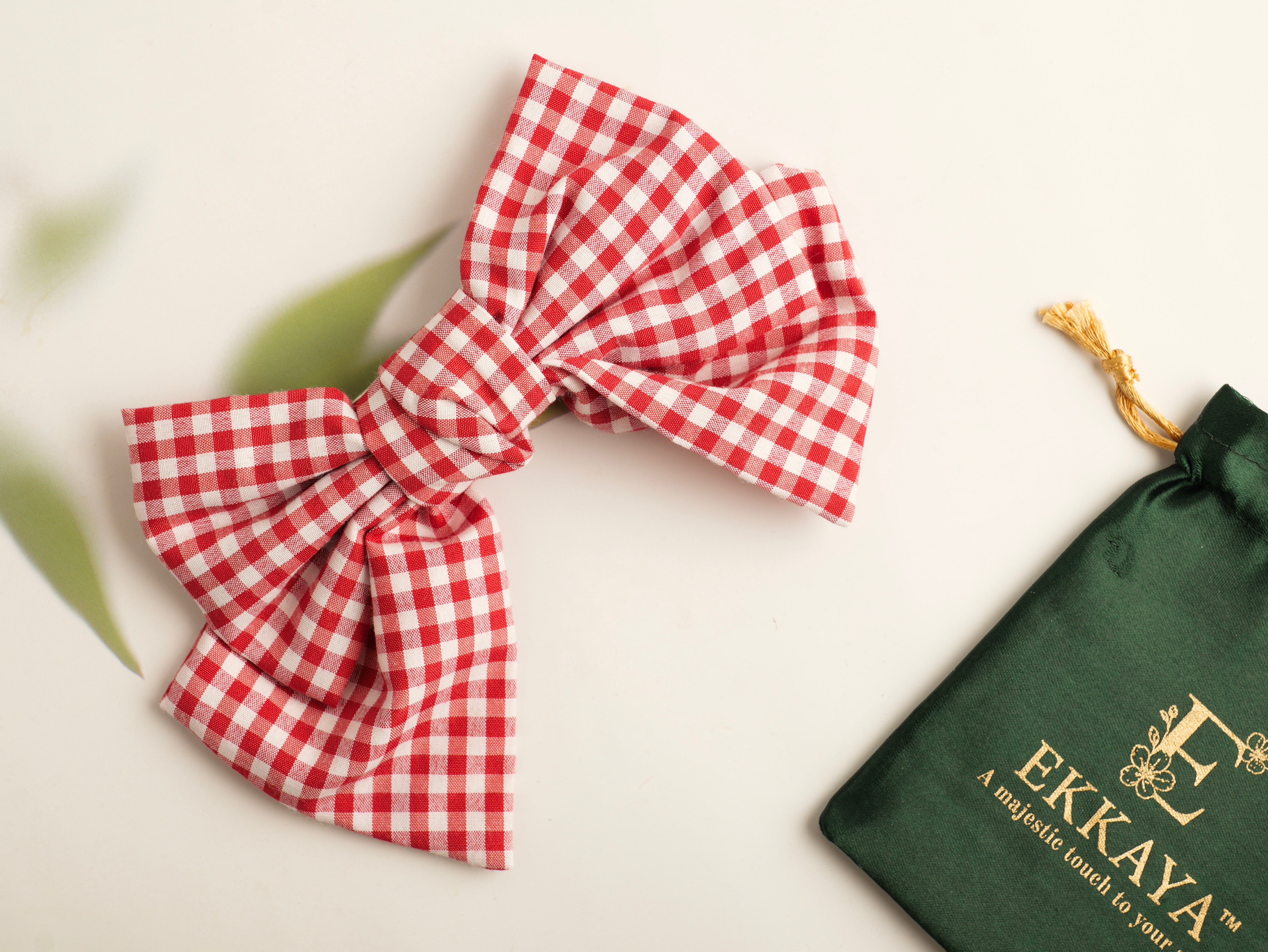 Sweet Gingham Charm Bow – Classic Cutie with a Vintage Twist