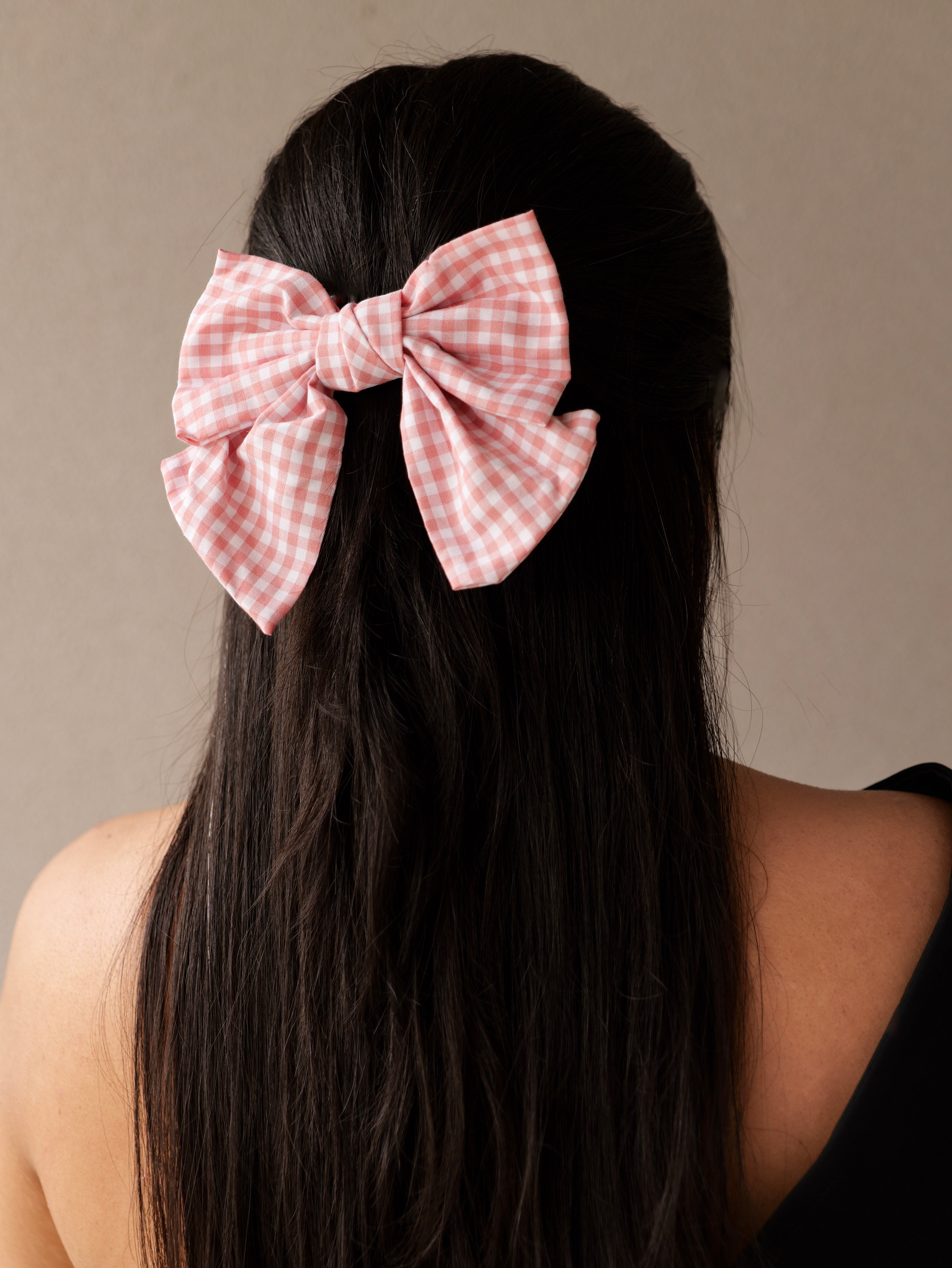 Sweet Gingham Charm Bow – Classic Cutie with a Vintage Twist