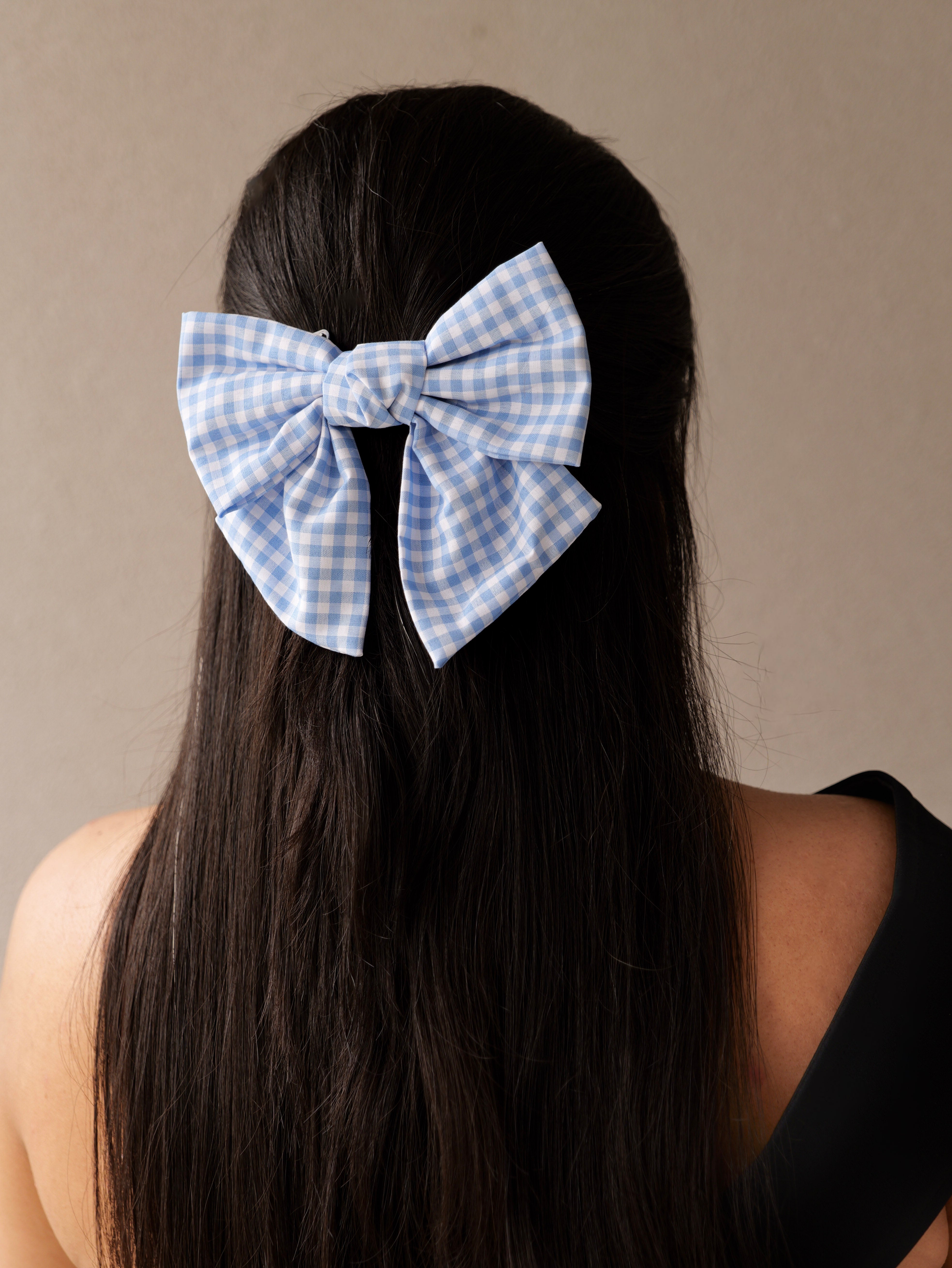 Sweet Gingham Charm Bow – Classic Cutie with a Vintage Twist