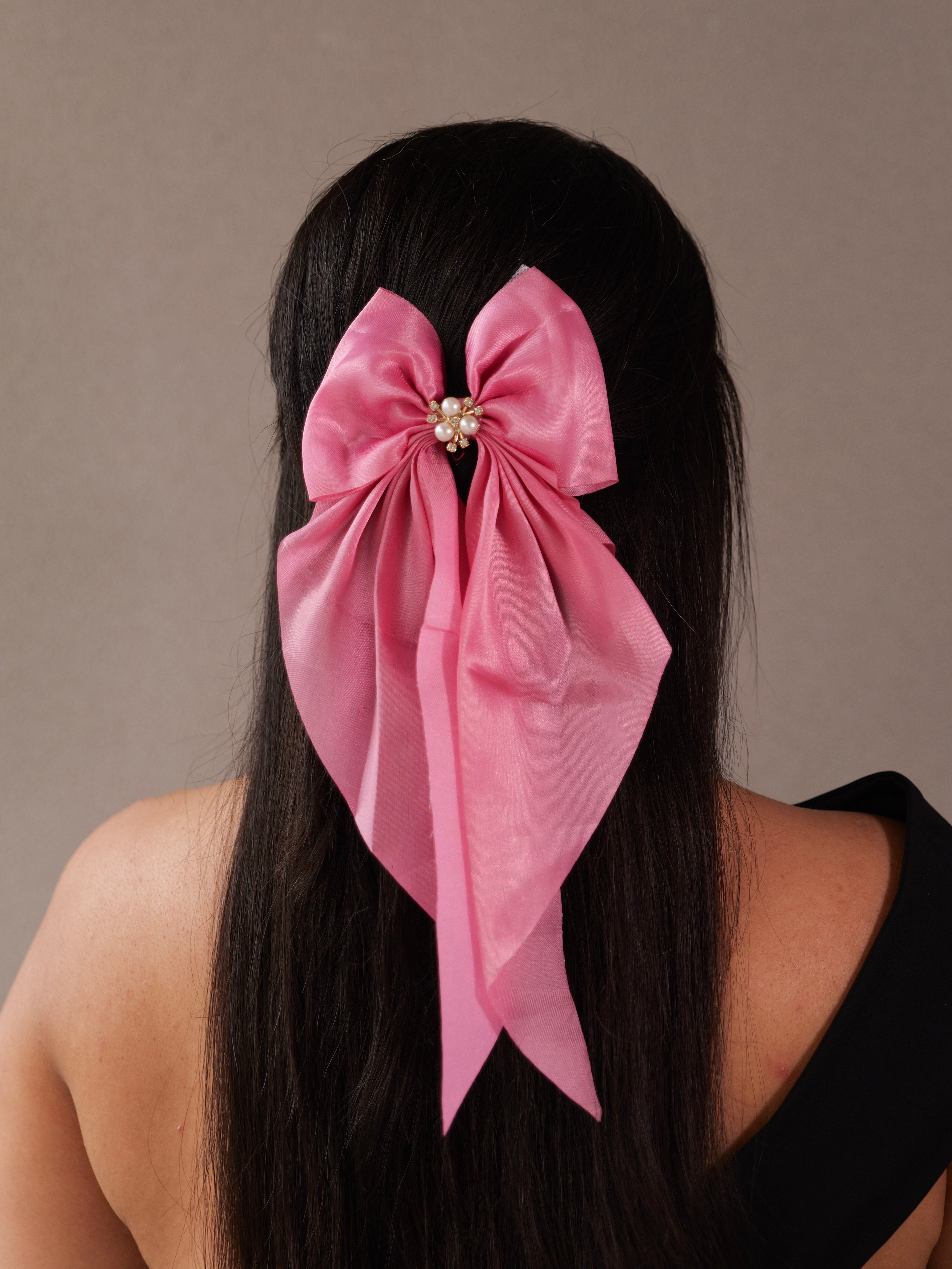 Royal Satin Bow – Graceful Glamour for the Modern Queen