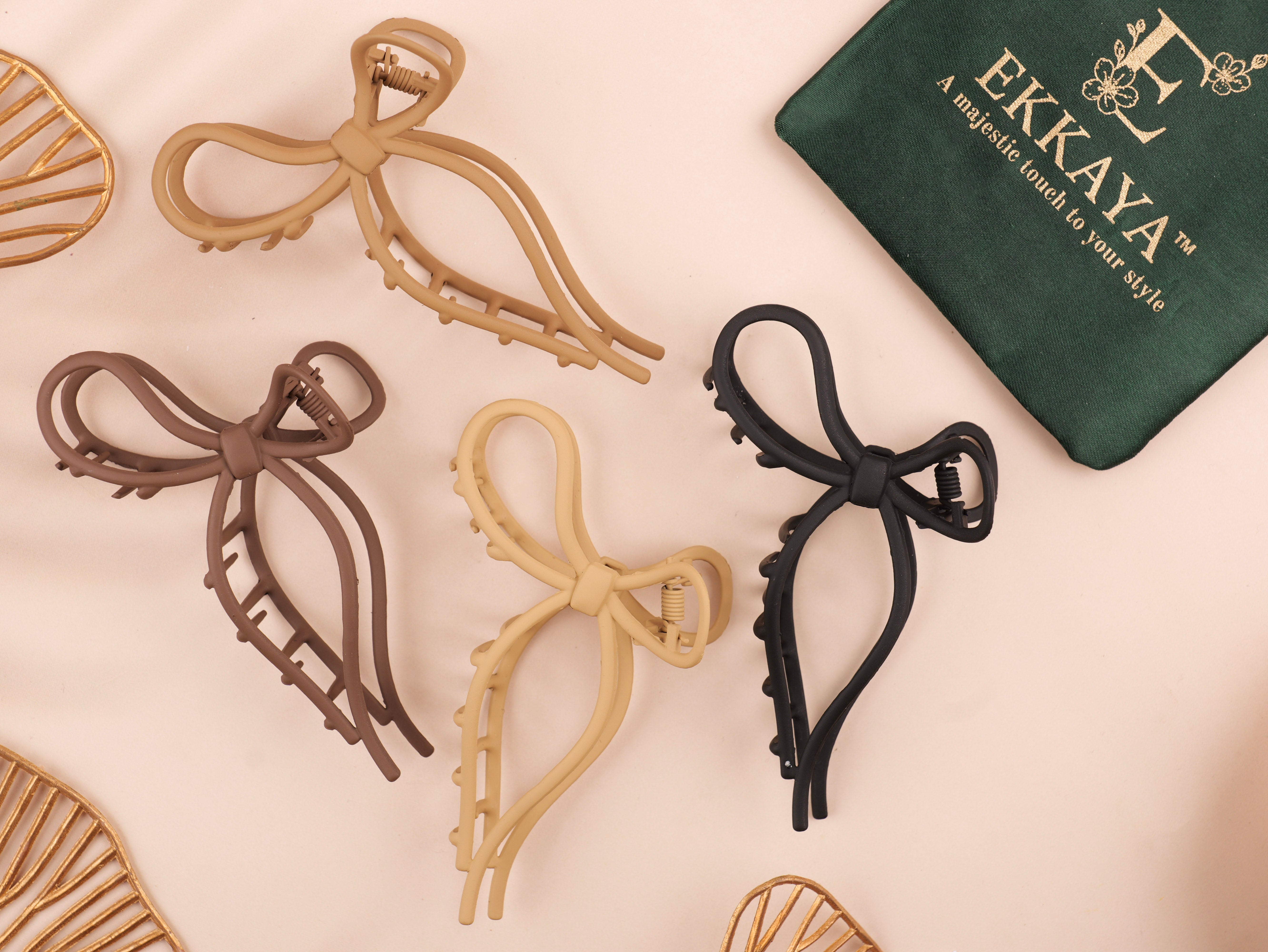 Grace Bow Metal Claw – Timeless Charm with a Modern Twist