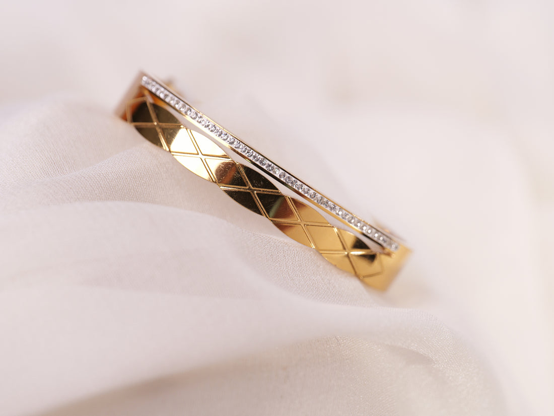 Diamond-Accented Quilted Gold Bracelet
