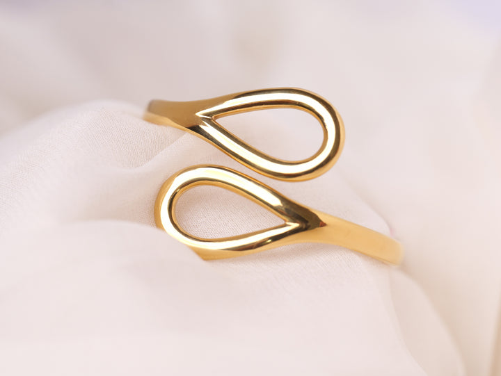 Dual Teardrop Open Gold Bracelet