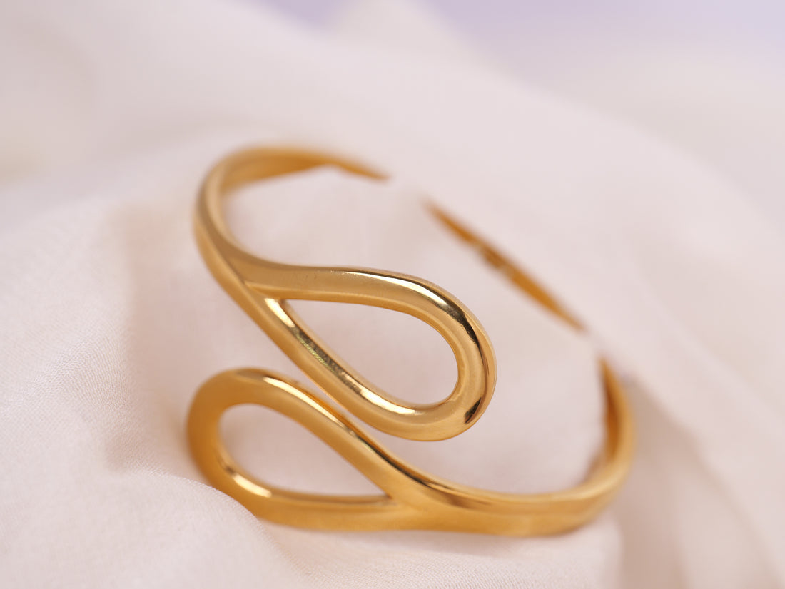 Dual Teardrop Open Gold Bracelet