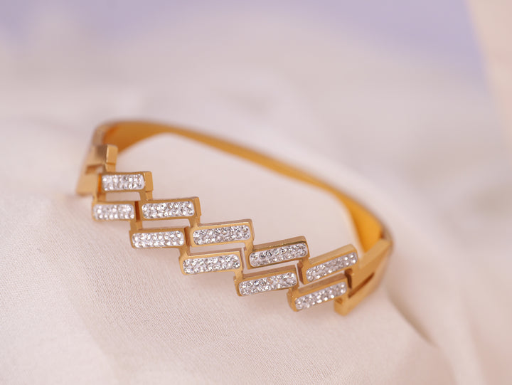 Geometric Diamond Gold Bracelet