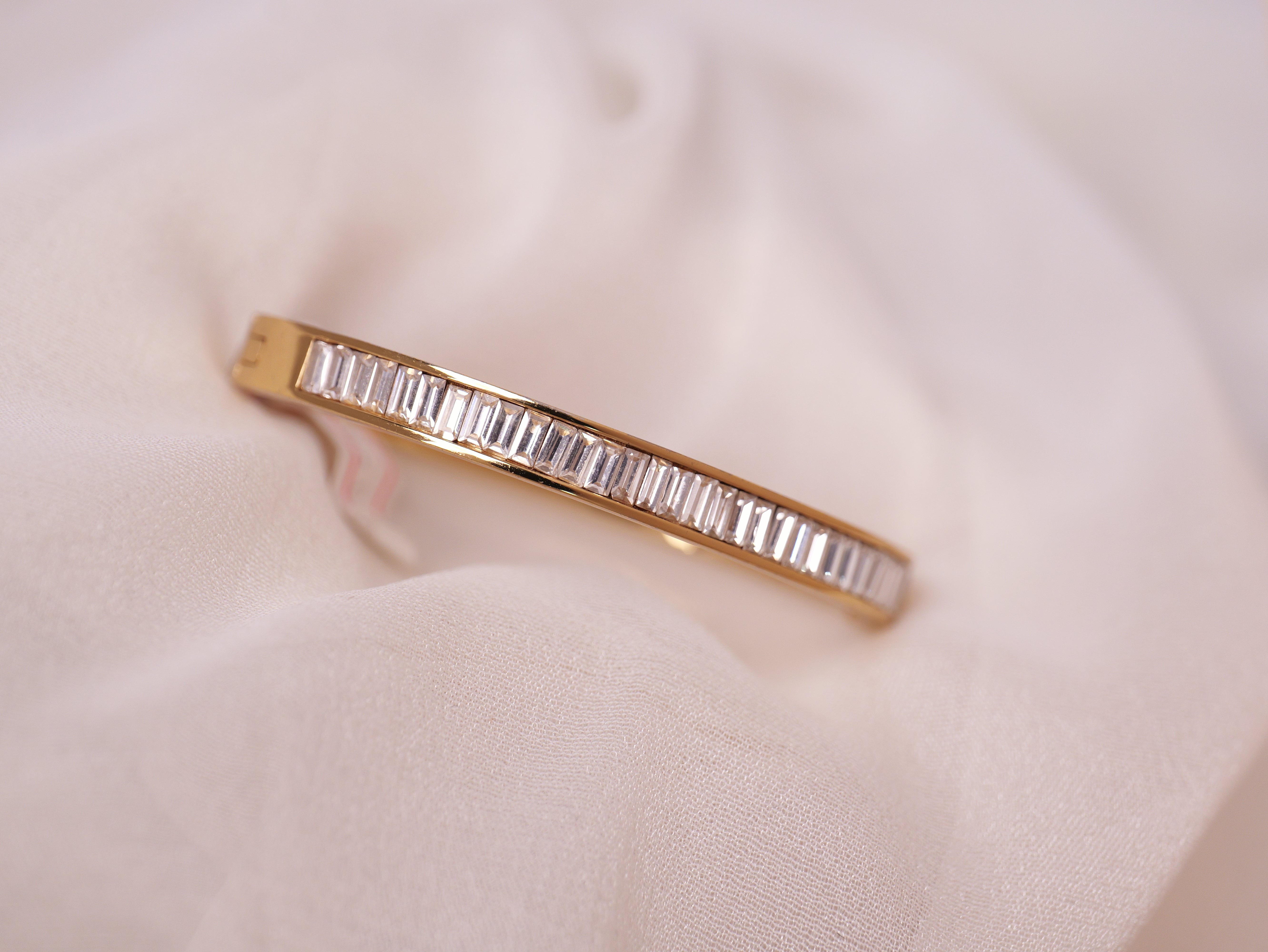 Elegant Baguette-Cut Stone Gold Bracelet for Thin Wrist