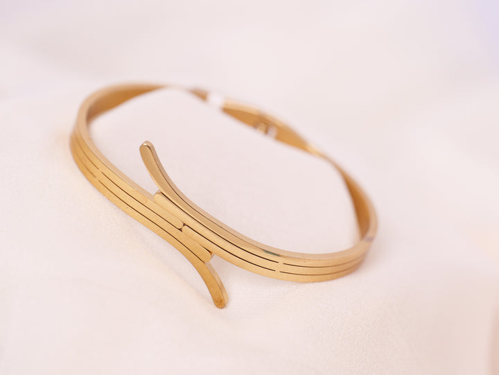 Modern Elegance Gold Cuff Bracelet