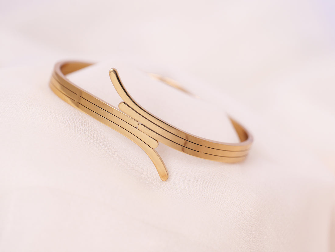 Modern Elegance Gold Cuff Bracelet