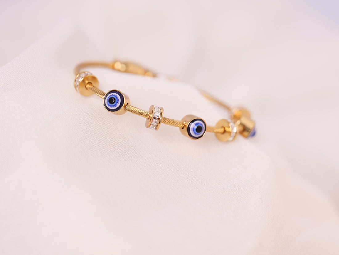 Evil Eye Charm Cable Bracelet for Thin Wrist
