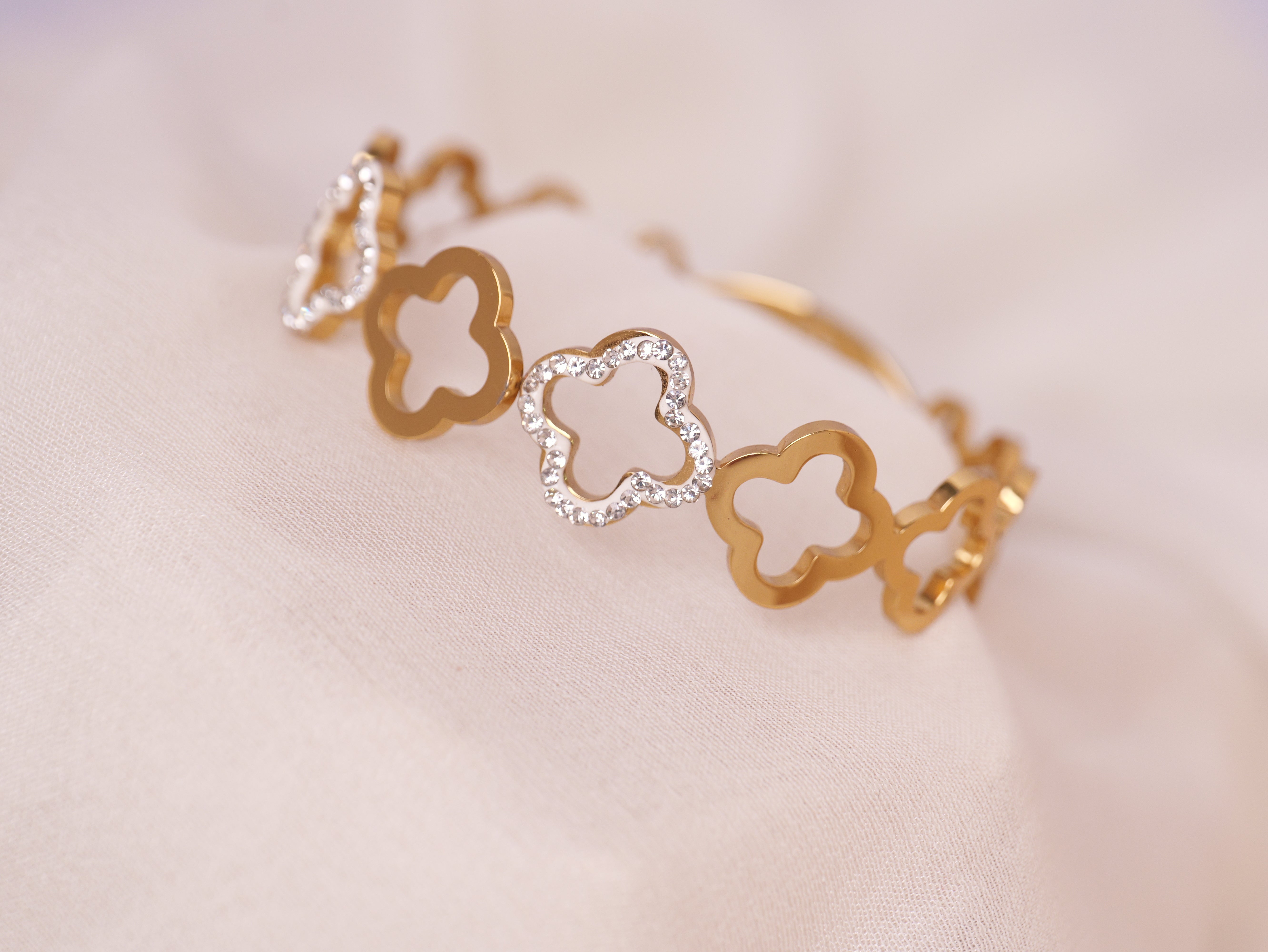 Floral Charm Gold Bracelet