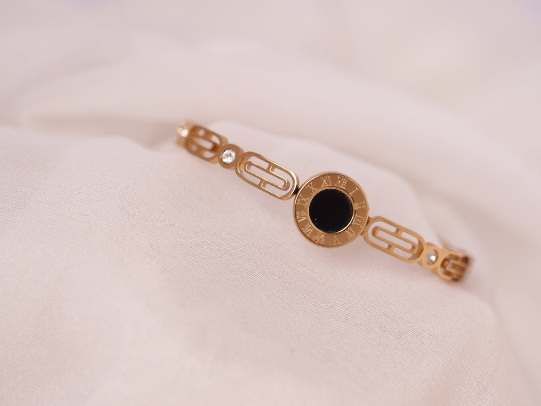 Roman Dial Gold Bracelet
