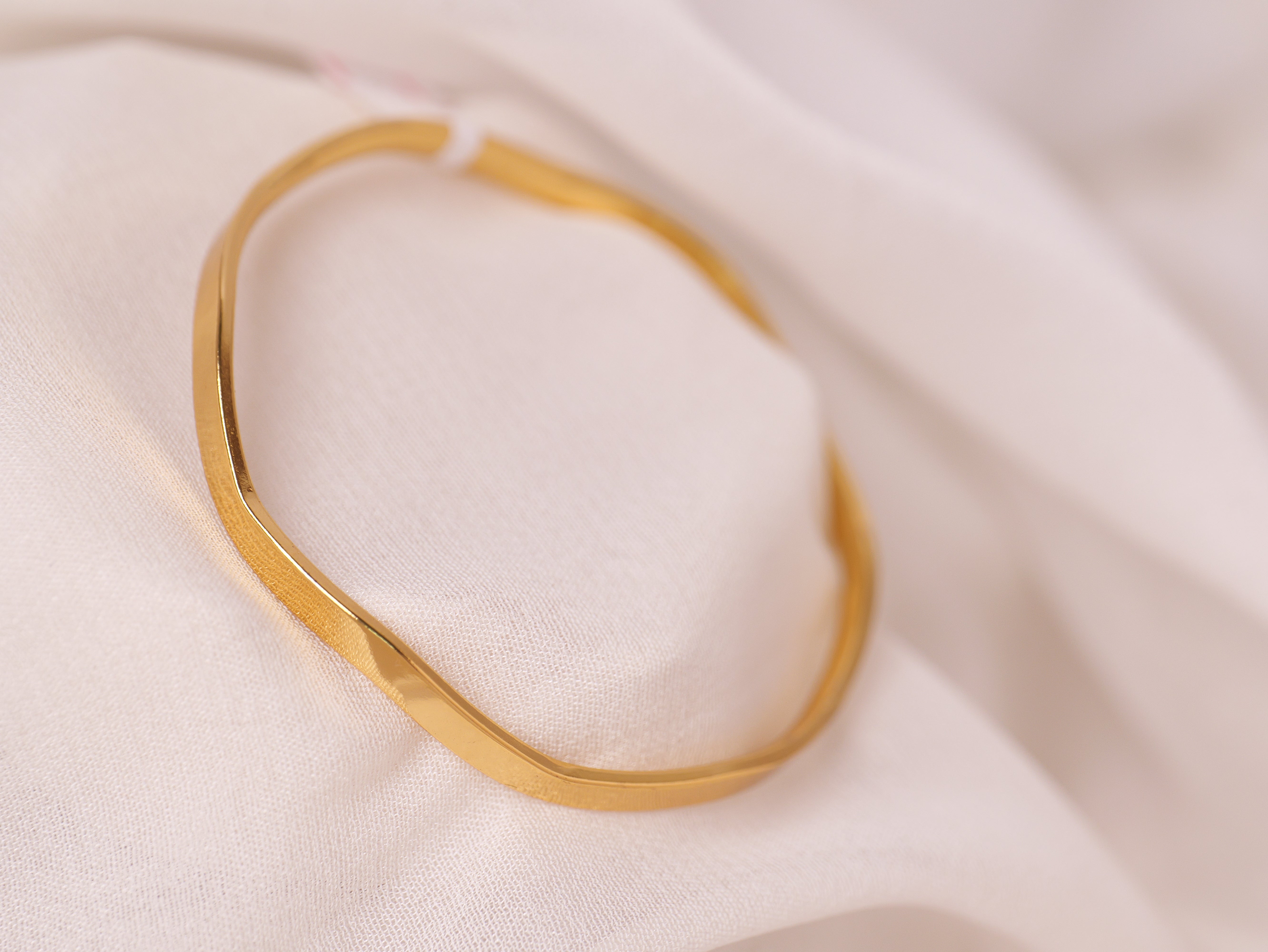 Wavy Minimal Gold Cuff Bracelet