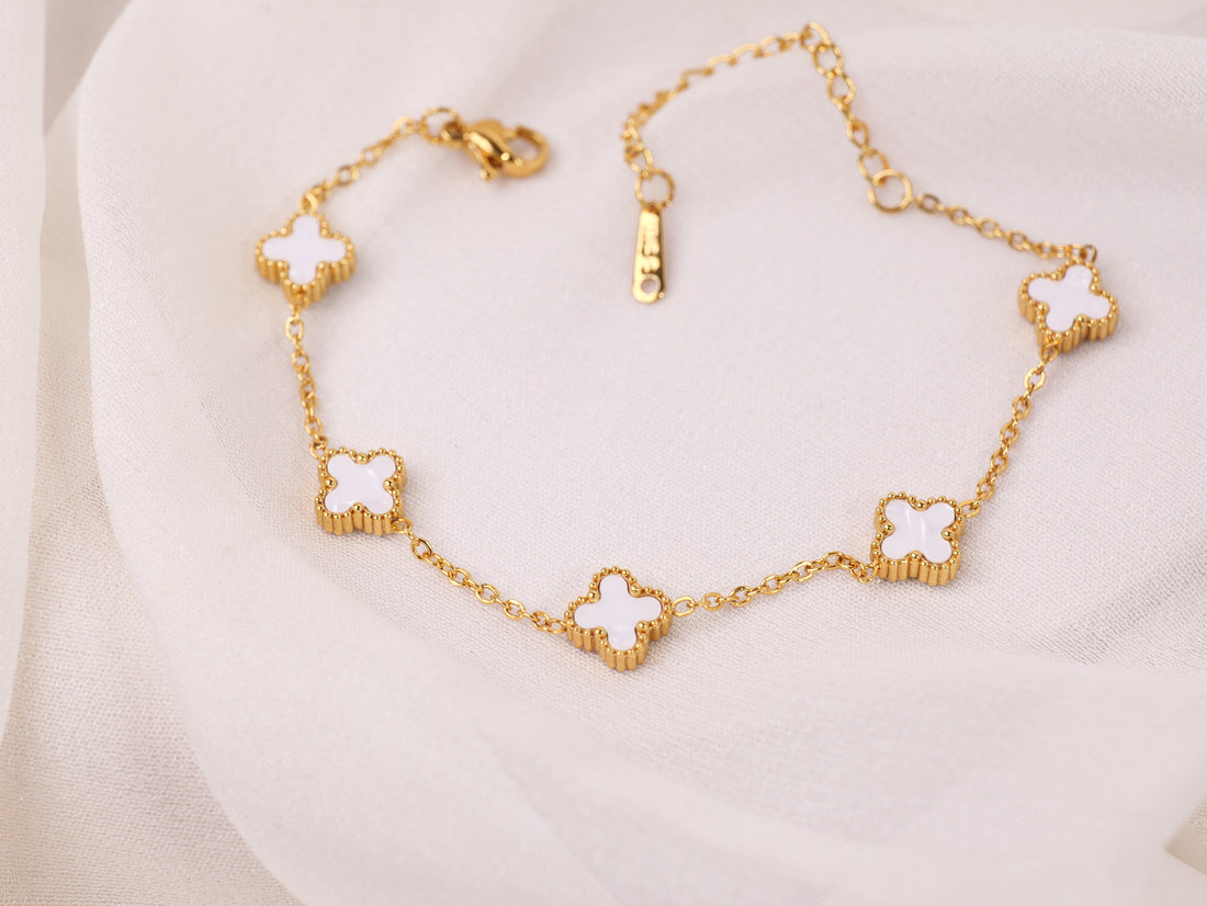 Black White Reversible Small Clover Charm Bracelet