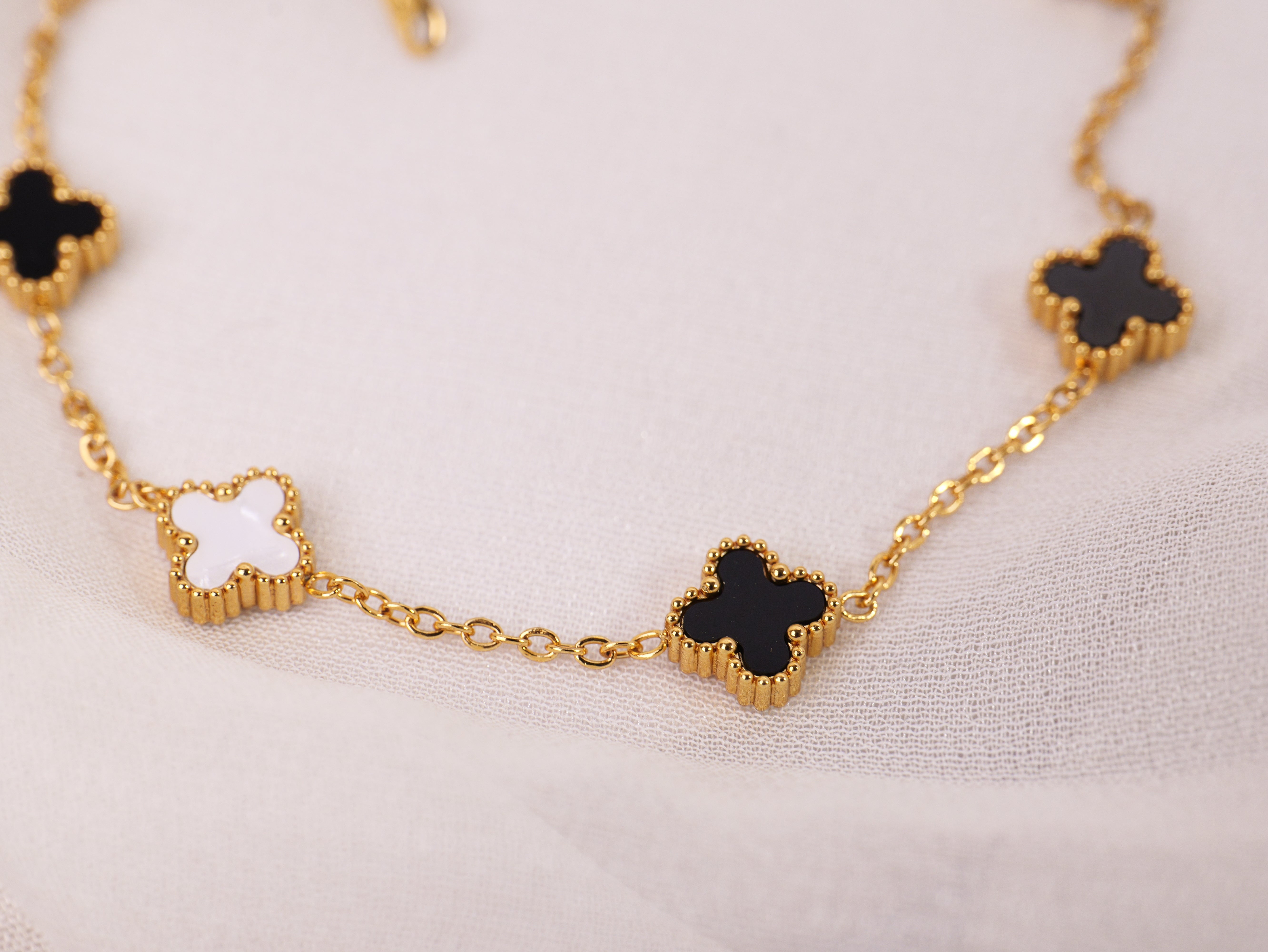 Black White Reversible Small Clover Charm Bracelet