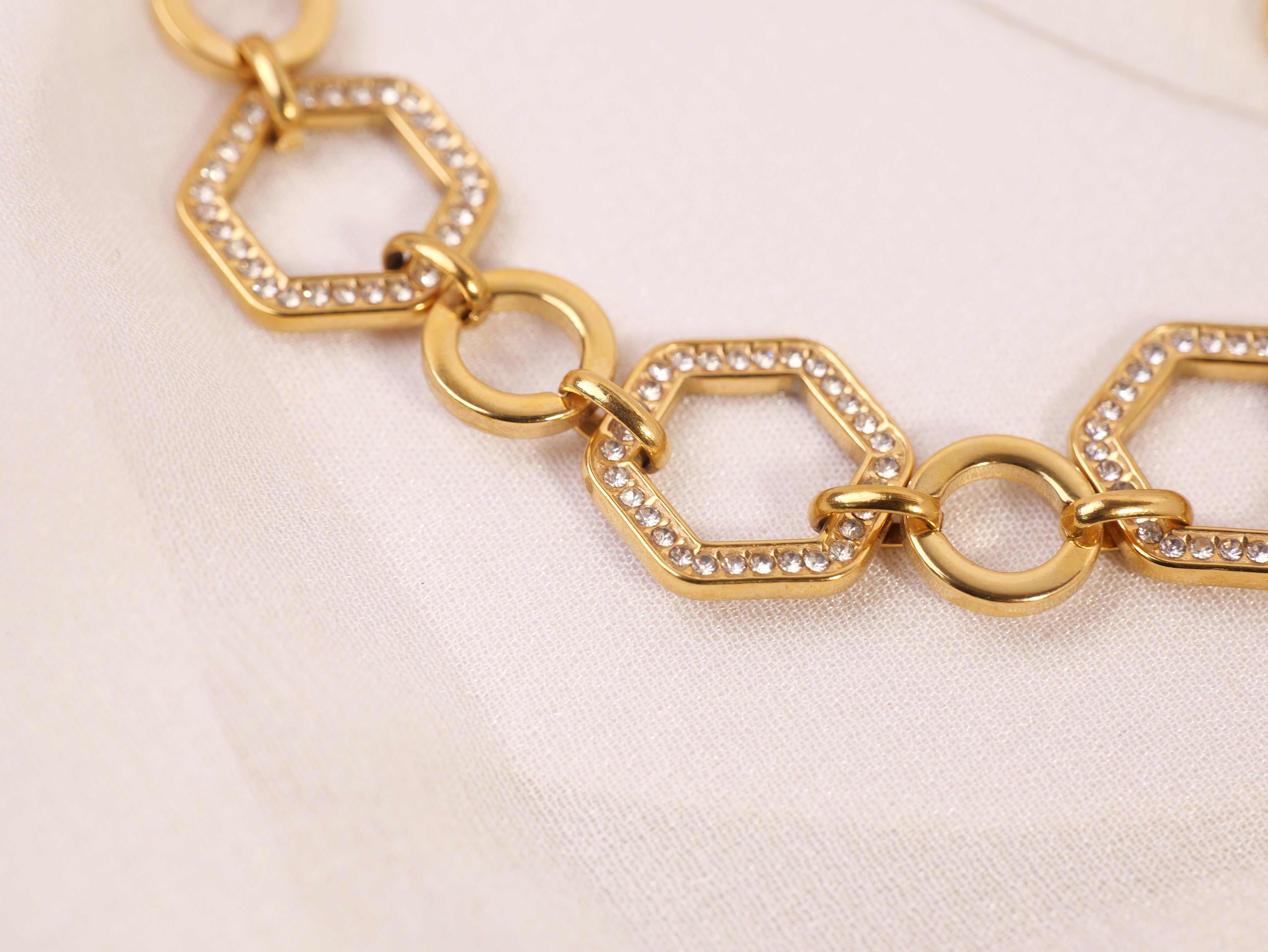 Geometric Gold Link Chain Bracelet