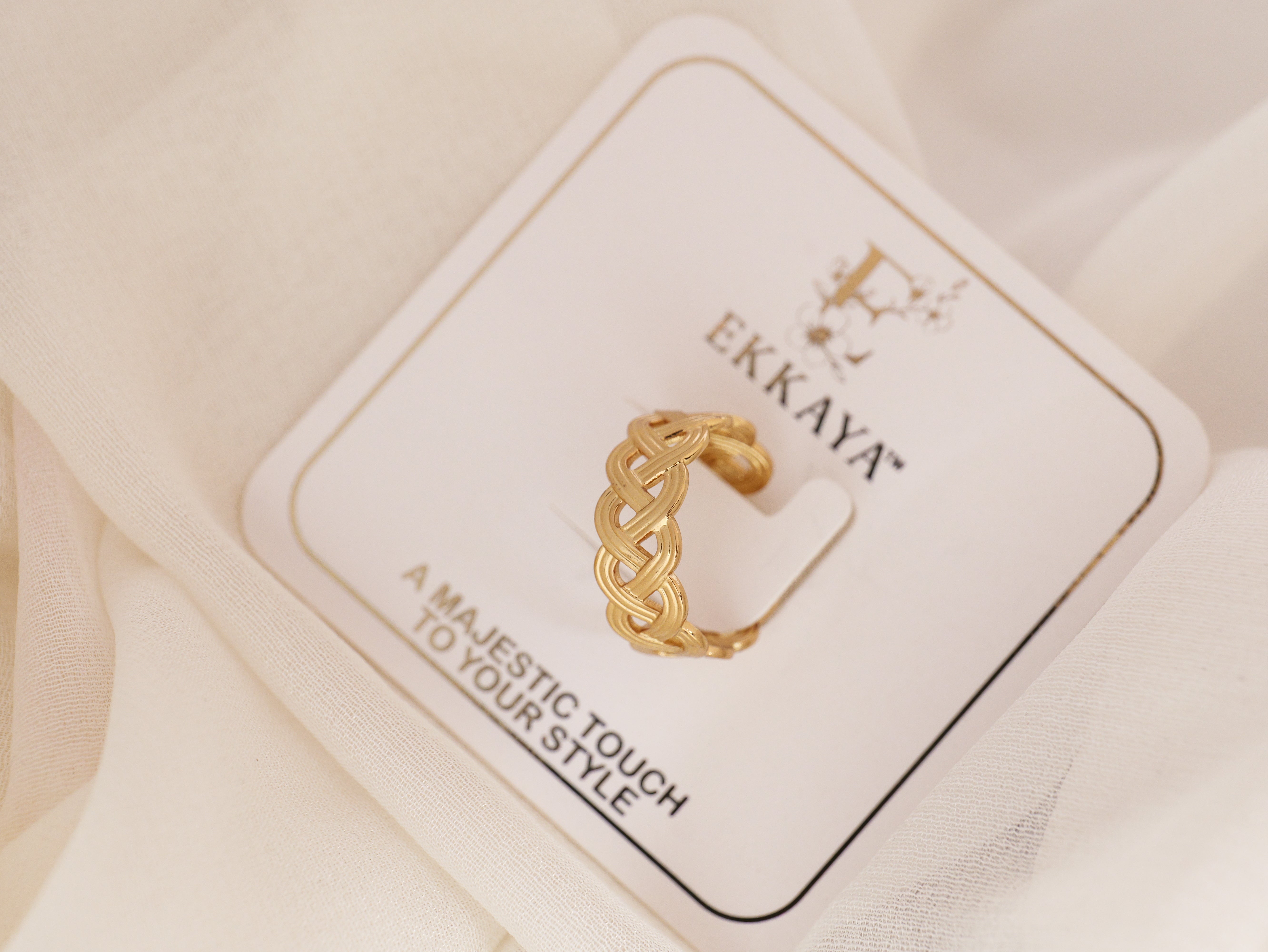 Elegant Braided Band Ring