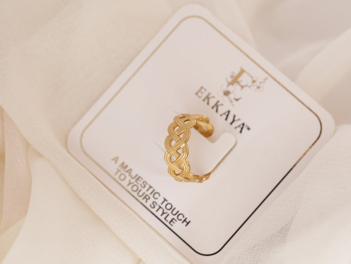 Elegant Braided Band Ring