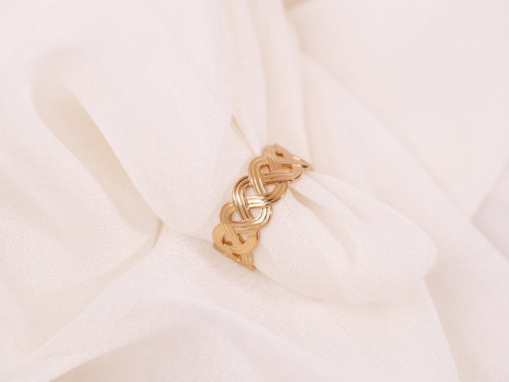 Elegant Braided Band Ring