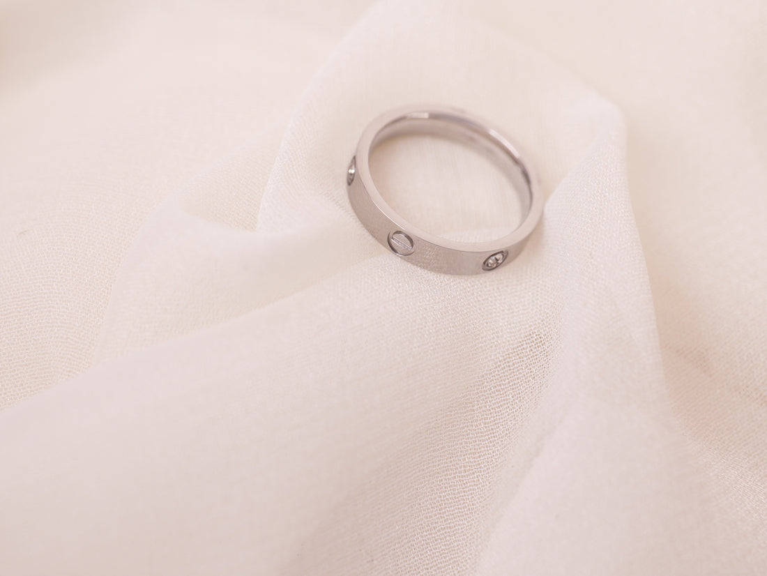 Classic Band Ring with Crystal Detailing