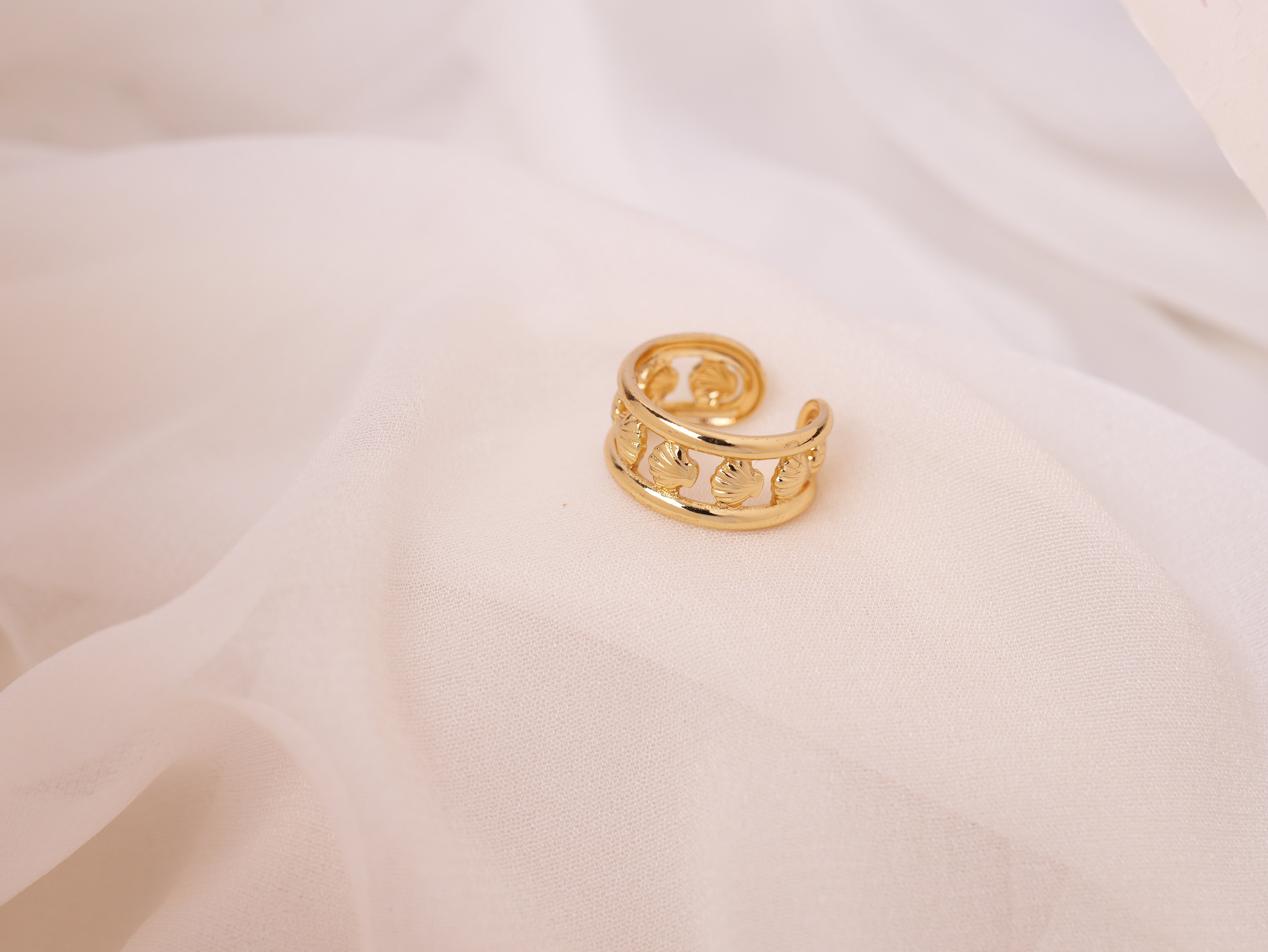 Tropical Leaf Band Ring