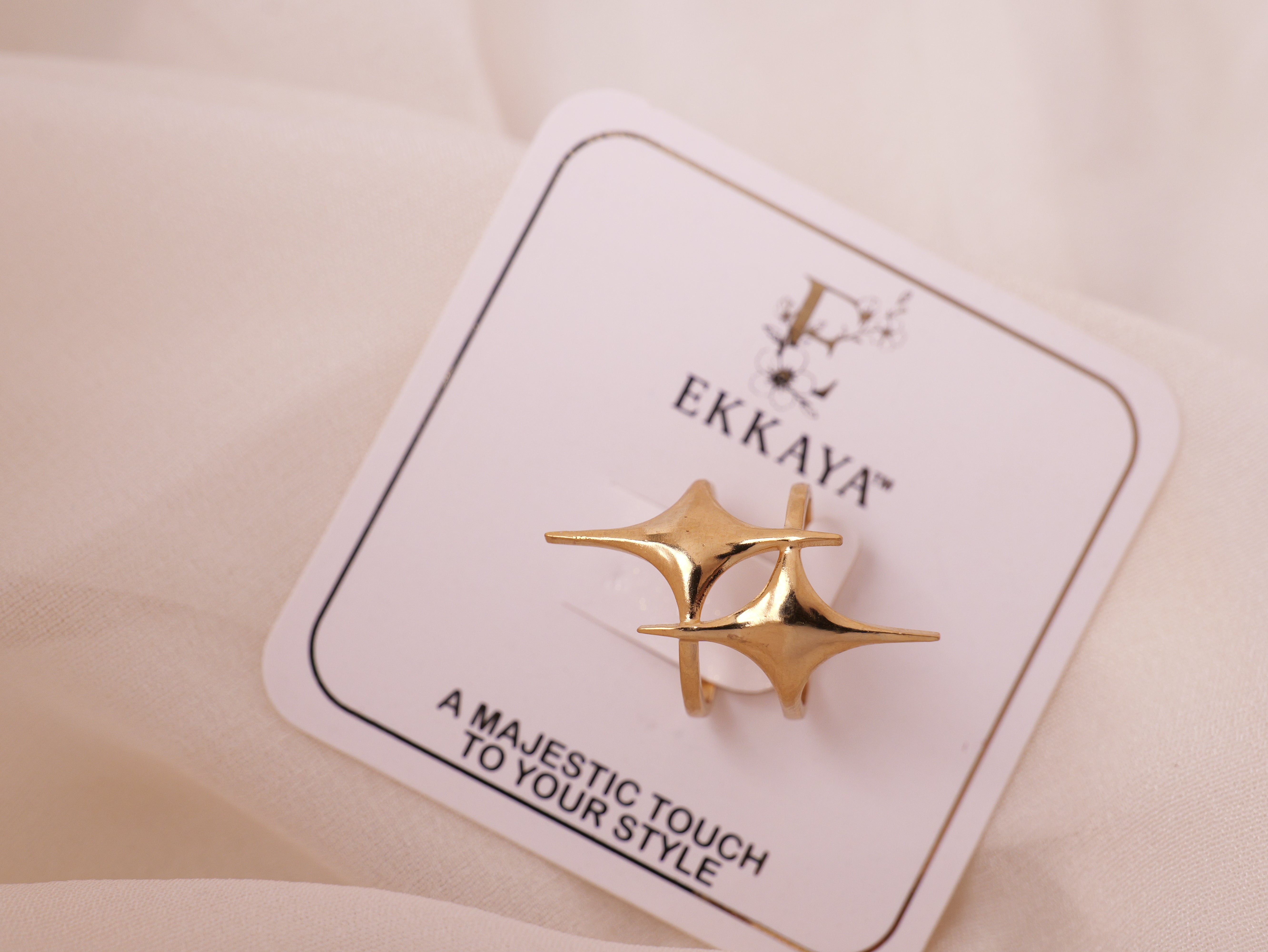Abstract Star Statement Ring