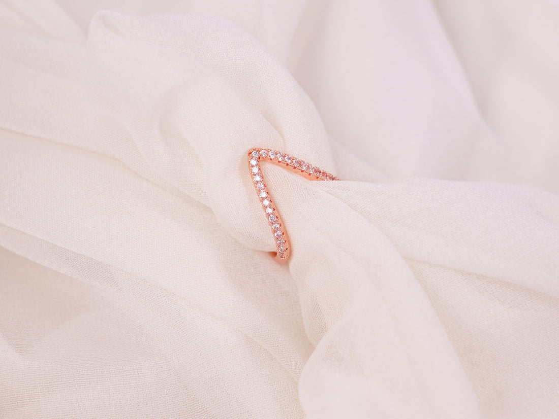 Rose Gold V-Shape Crystal Ring