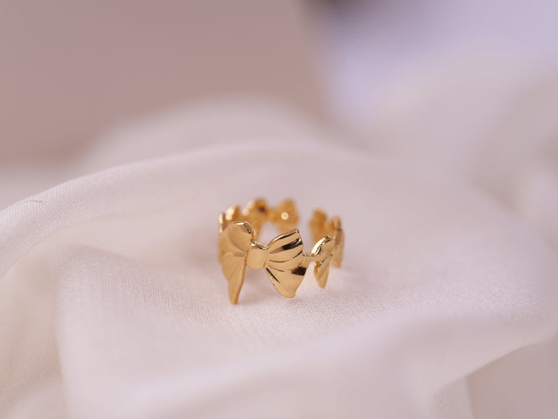 Bow Gold Ring