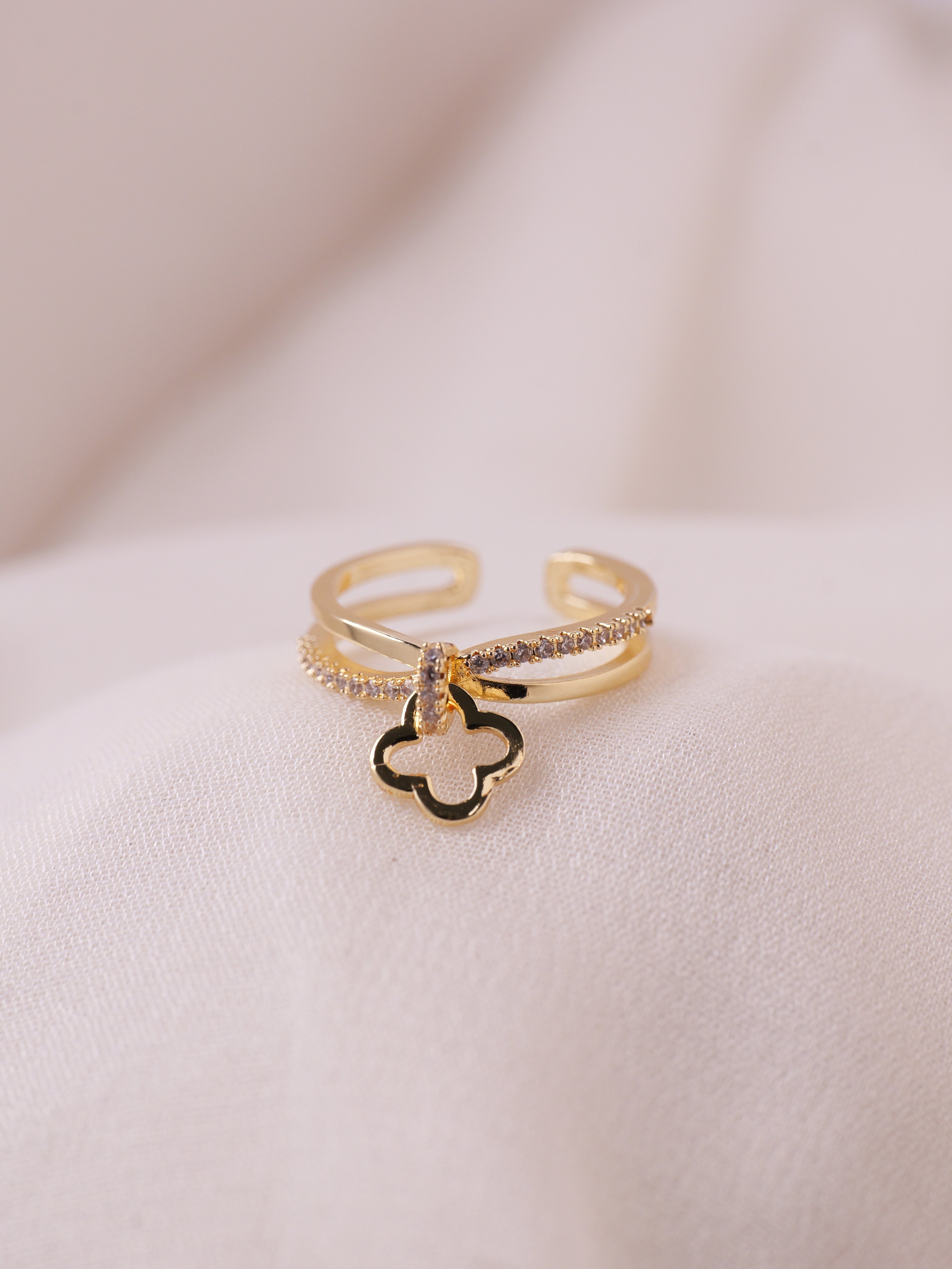 Clover Grace Ring