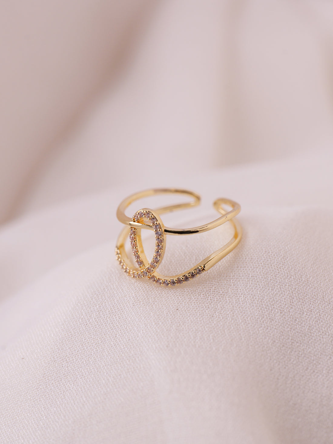 Twisted Harmony Ring