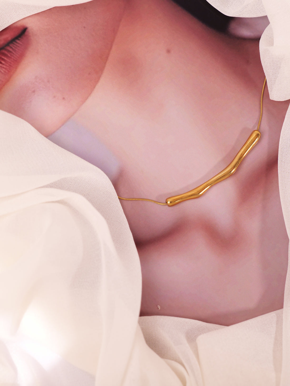 Modern Gold Bar Necklace