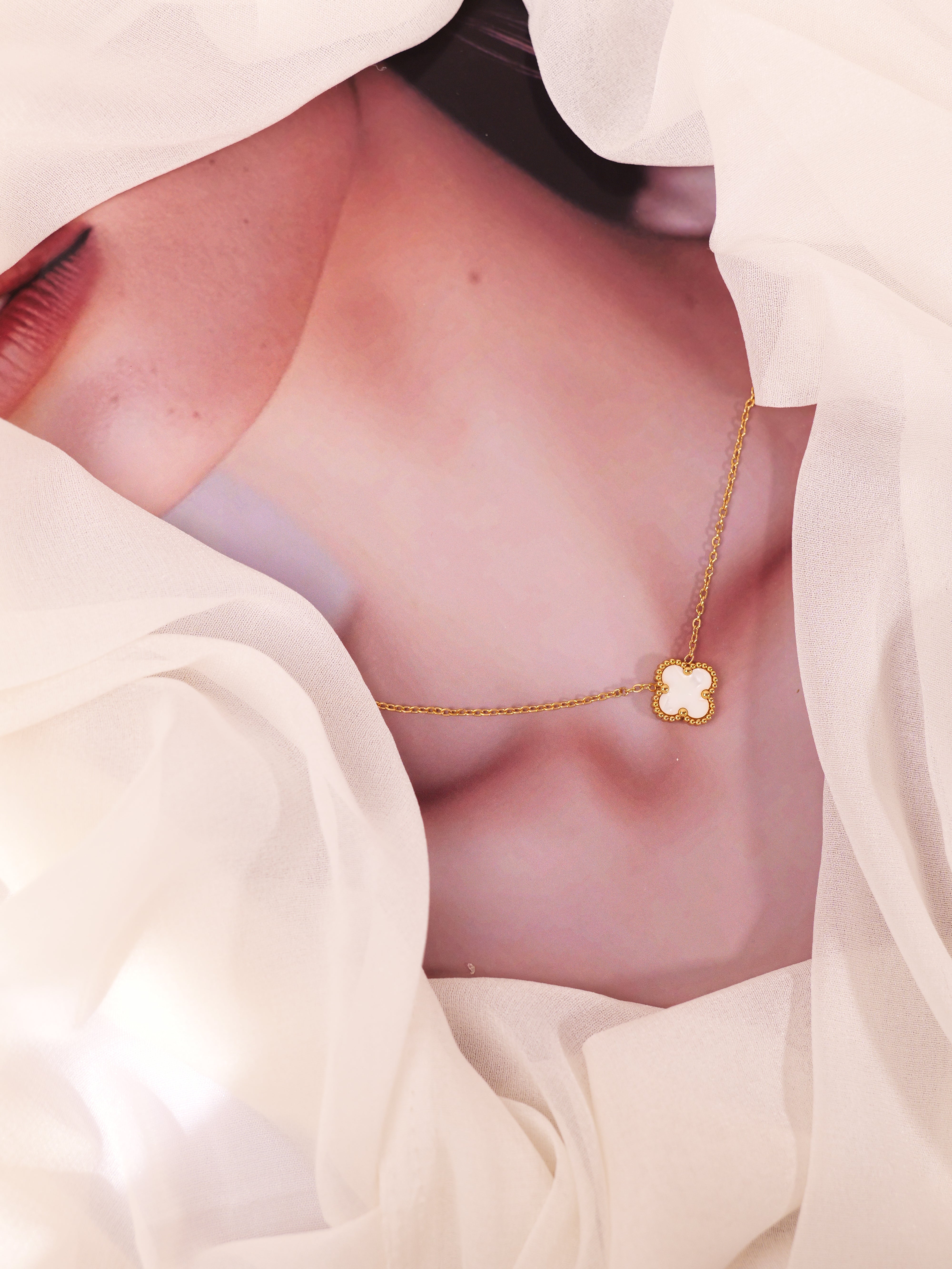 Clover Pendant Necklace