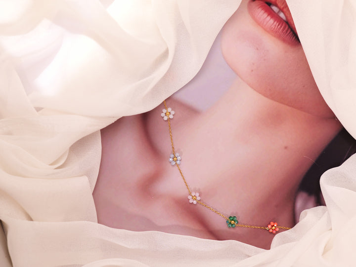 Bloomline Necklace