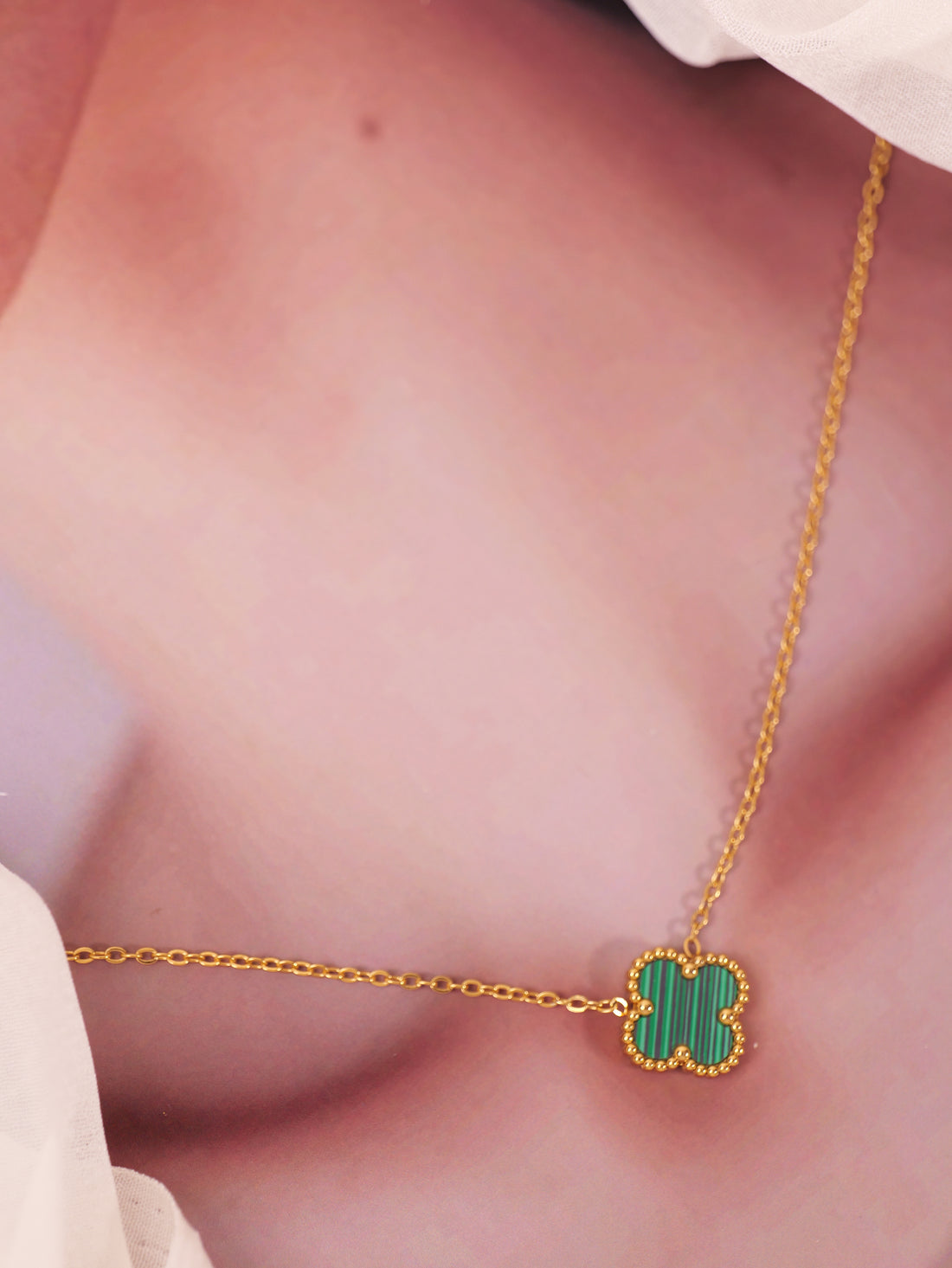 Clover Pendant Necklace
