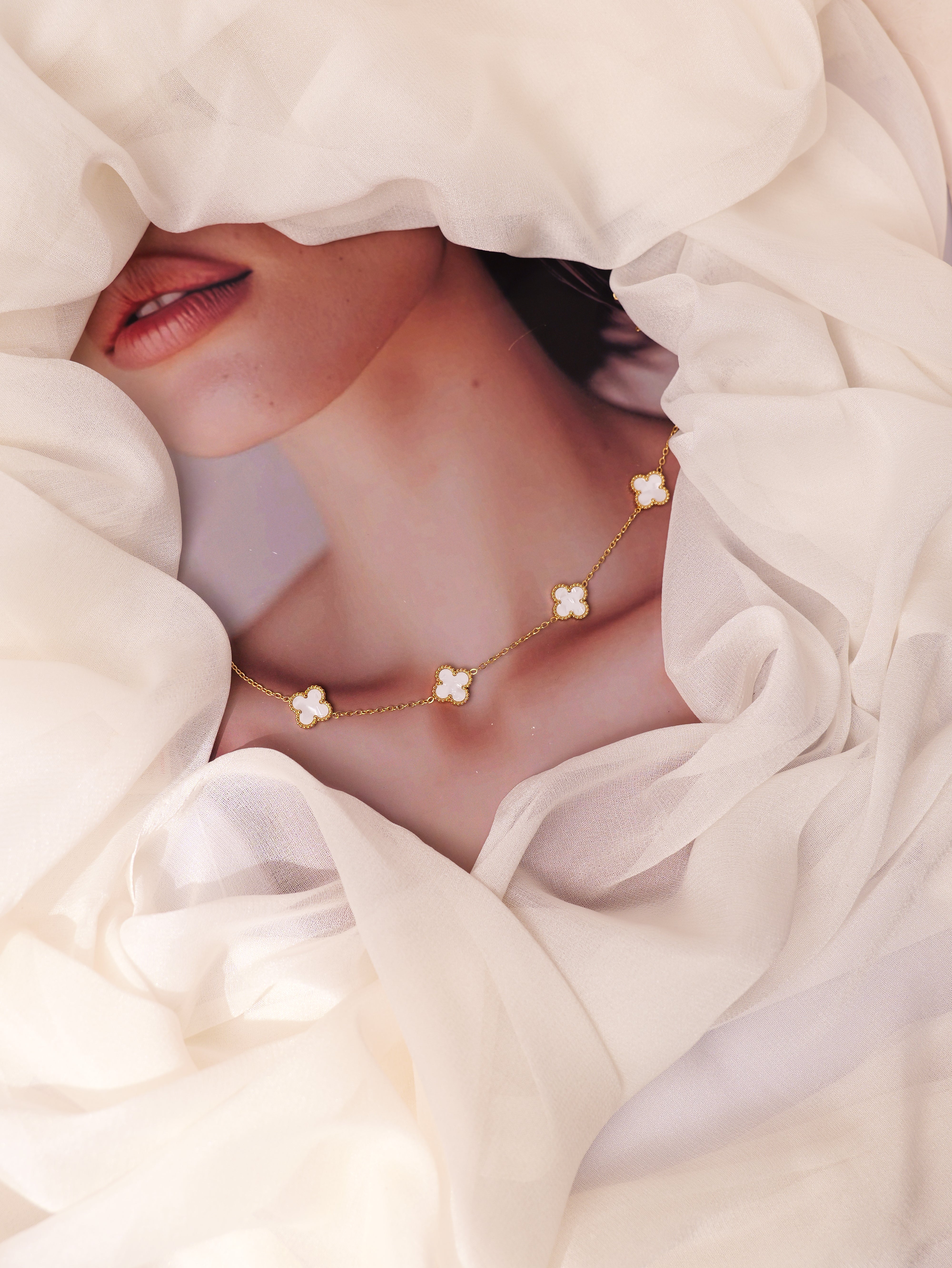 Noir Clover Elegance Necklace