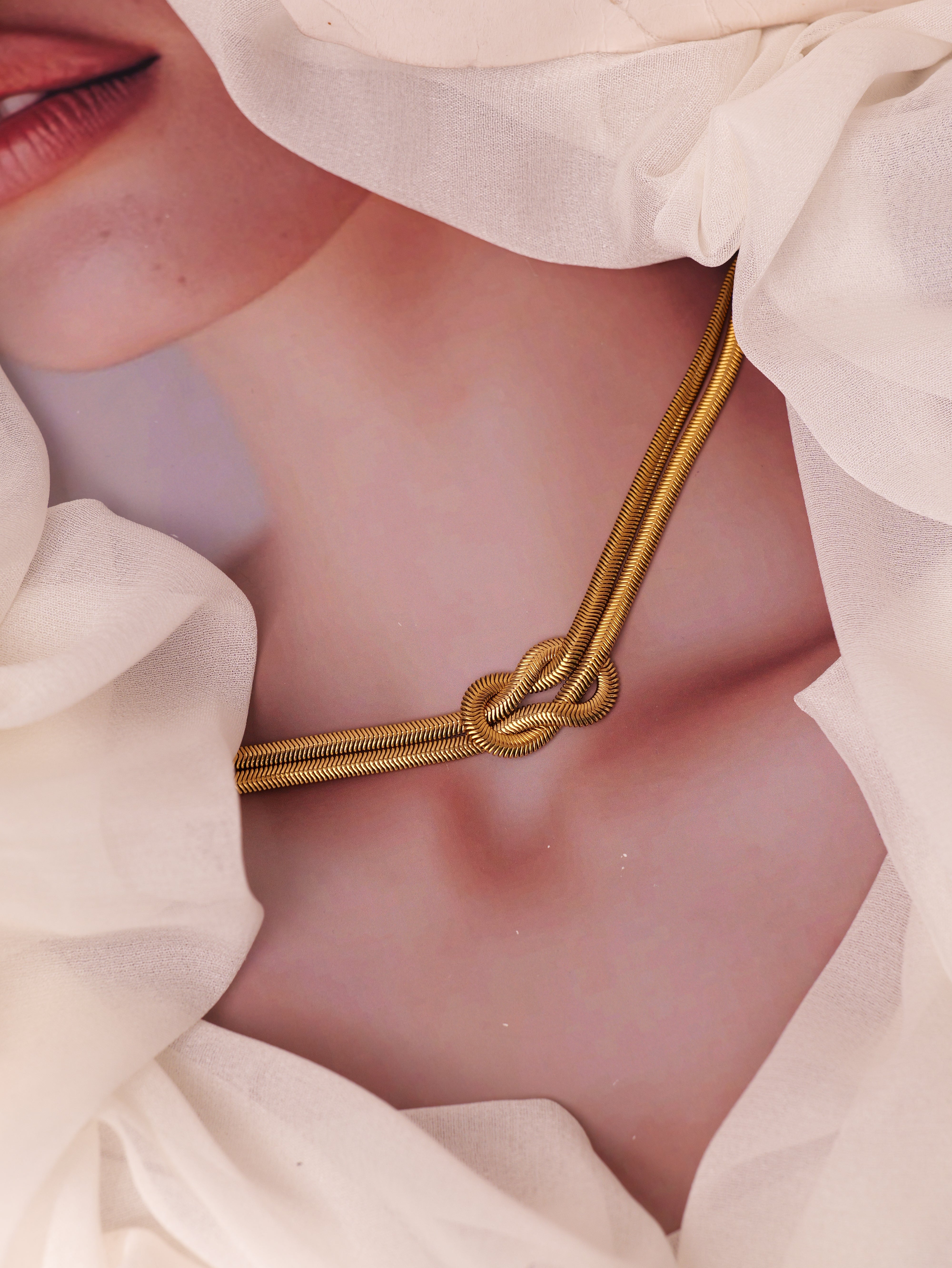 Elegant Gold Herringbone Chain Necklace