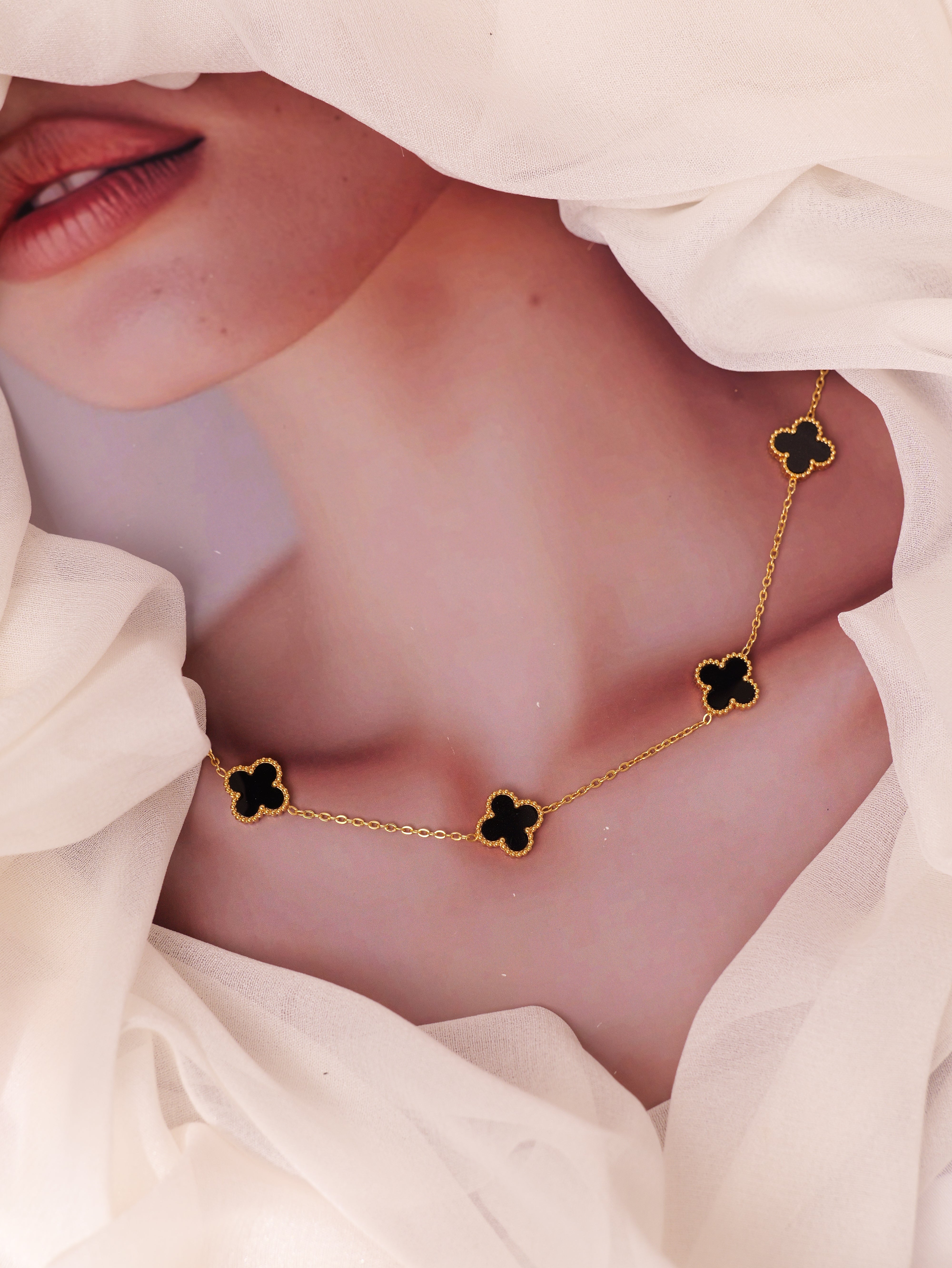 Noir Clover Elegance Necklace