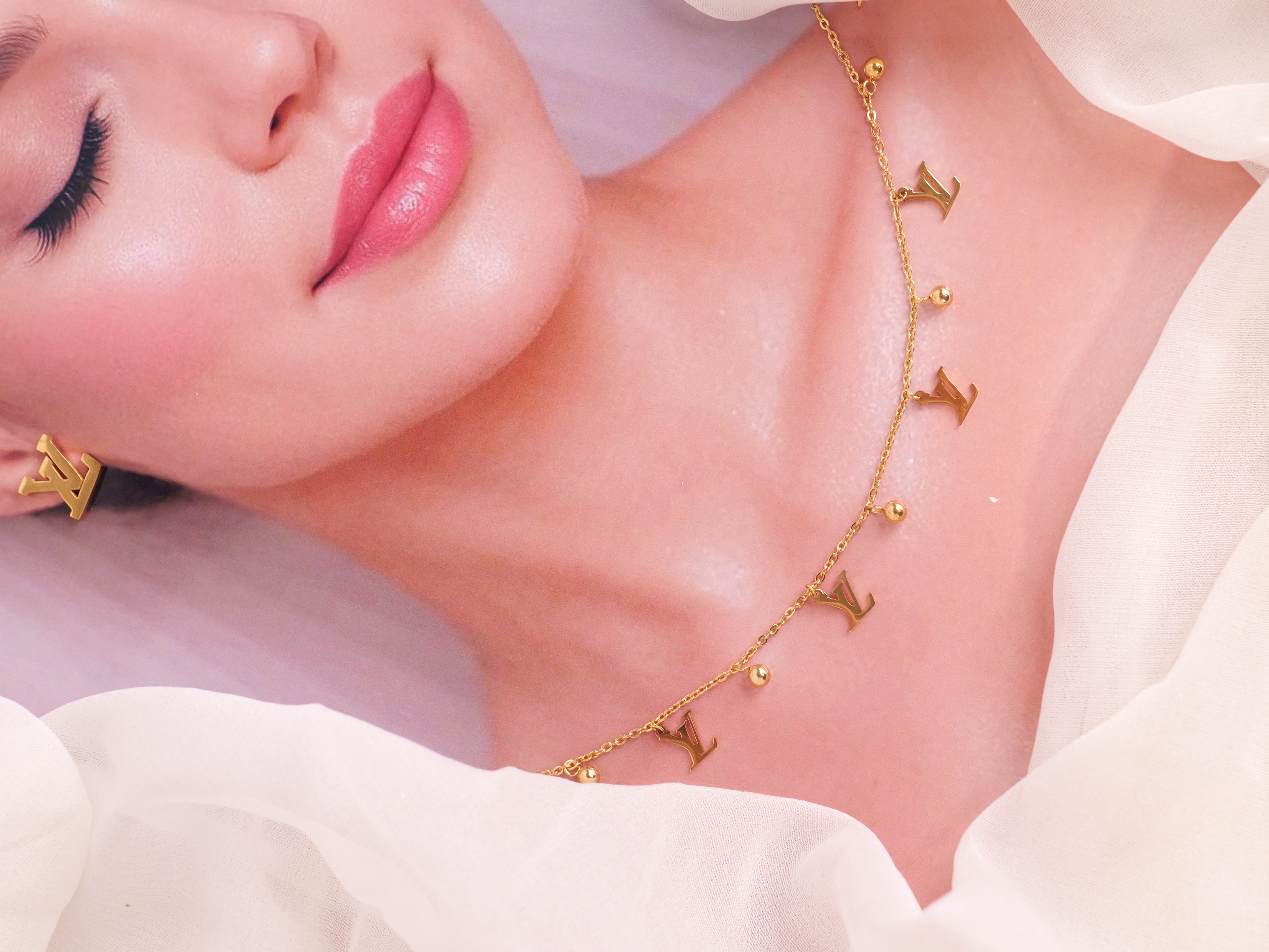 Elegant LV-Inspired Gold Jewelry Set