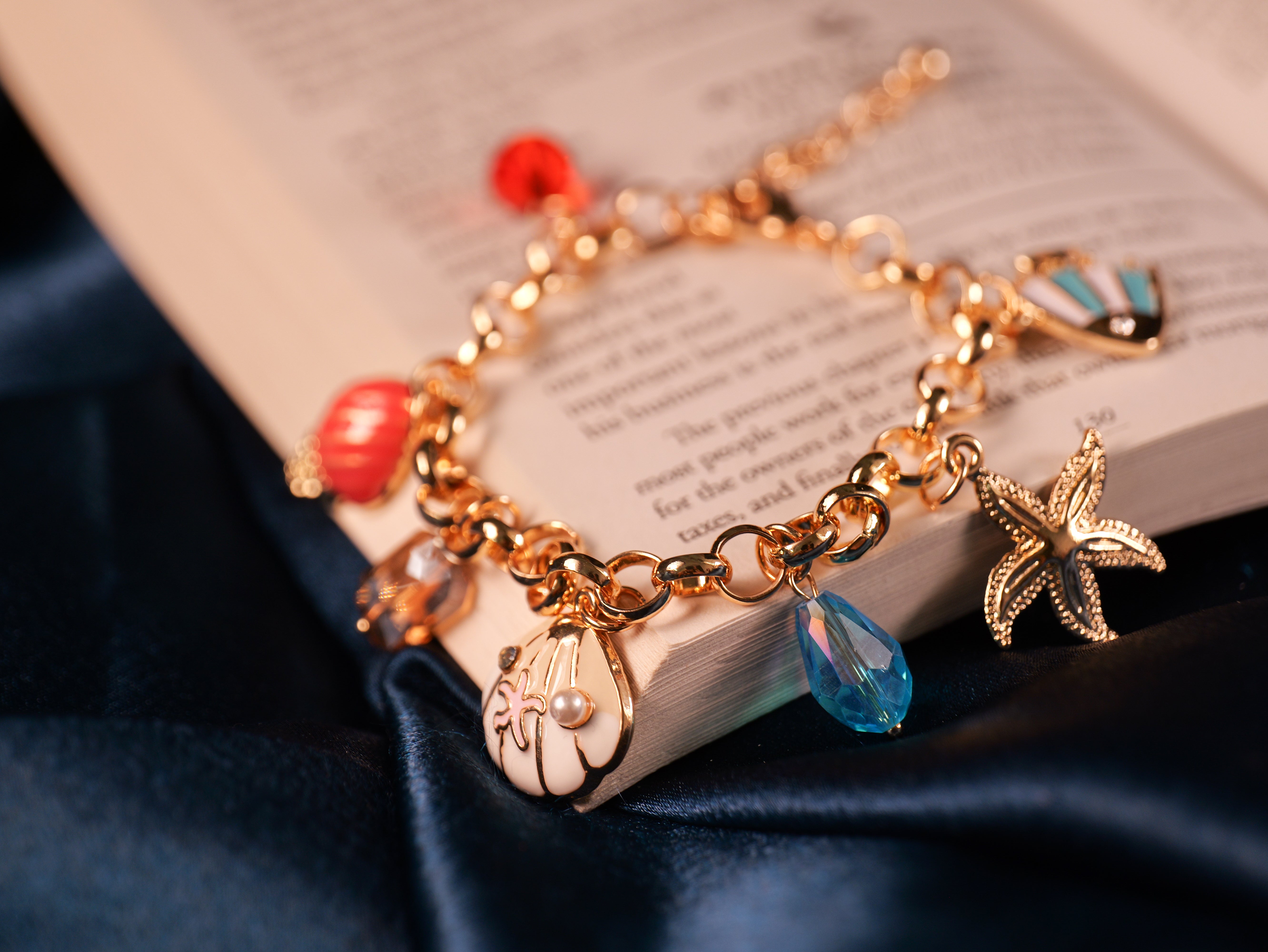 Ocean Charm Luxe Bracelet | Seashell & Starfish Inspired Statement Accessory