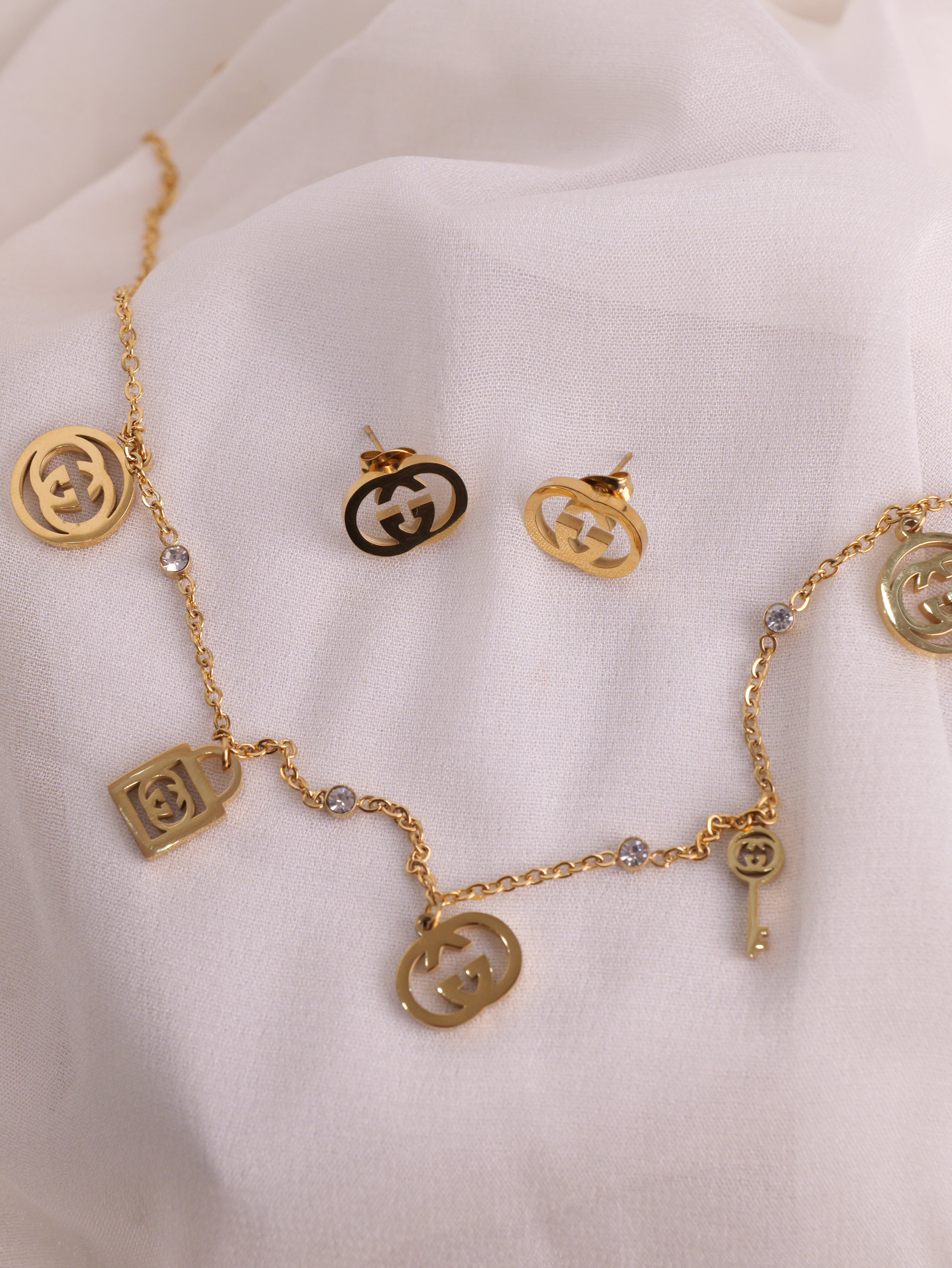 Stylish Gucci Inspired Gold Jewelry Set