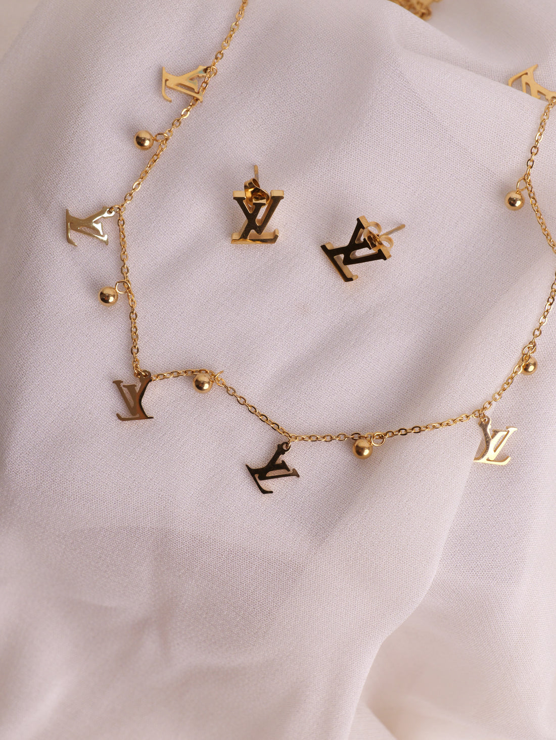 Elegant LV-Inspired Gold Jewelry Set