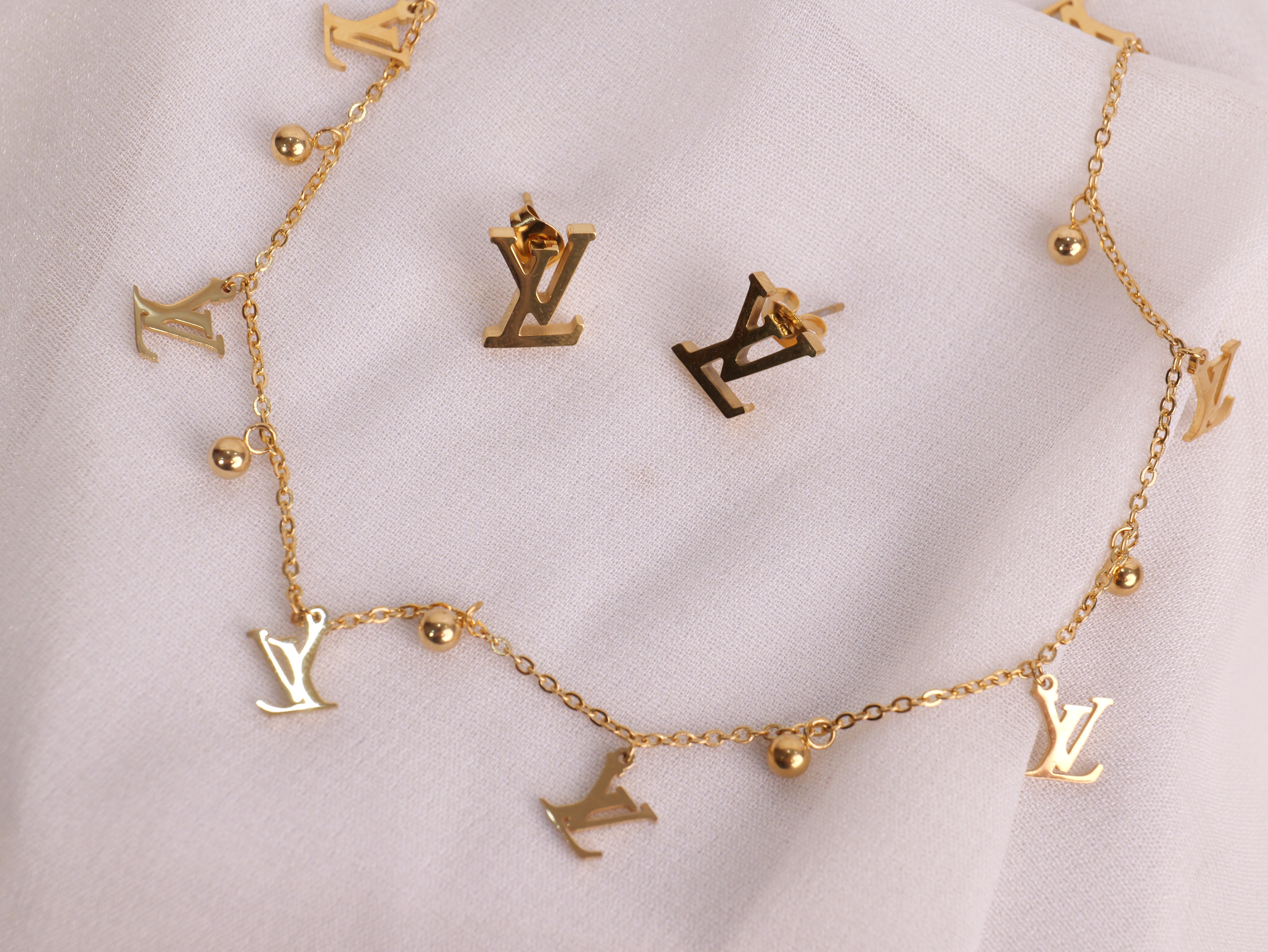 Elegant LV-Inspired Gold Jewelry Set