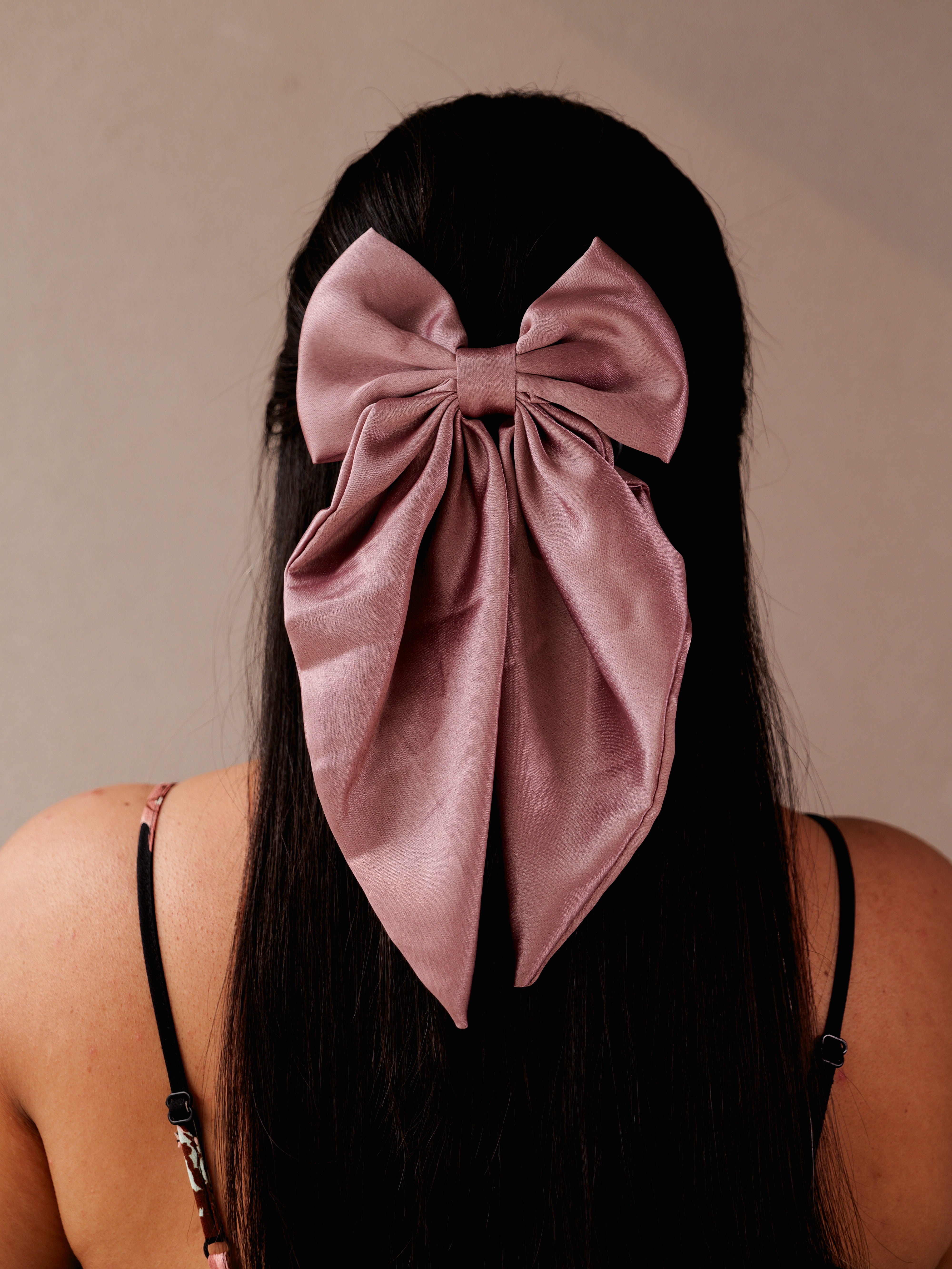 Royale Satin Bow – Luxe Volume with a Touch of Grace