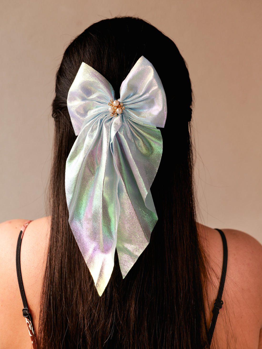 Pearl Shine Hair Bow – Vintage Elegance for Timeless Style