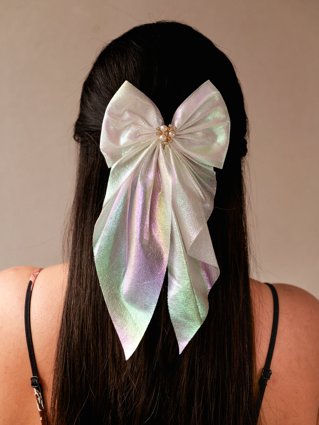 Pearl Shine Hair Bow – Vintage Elegance for Timeless Style