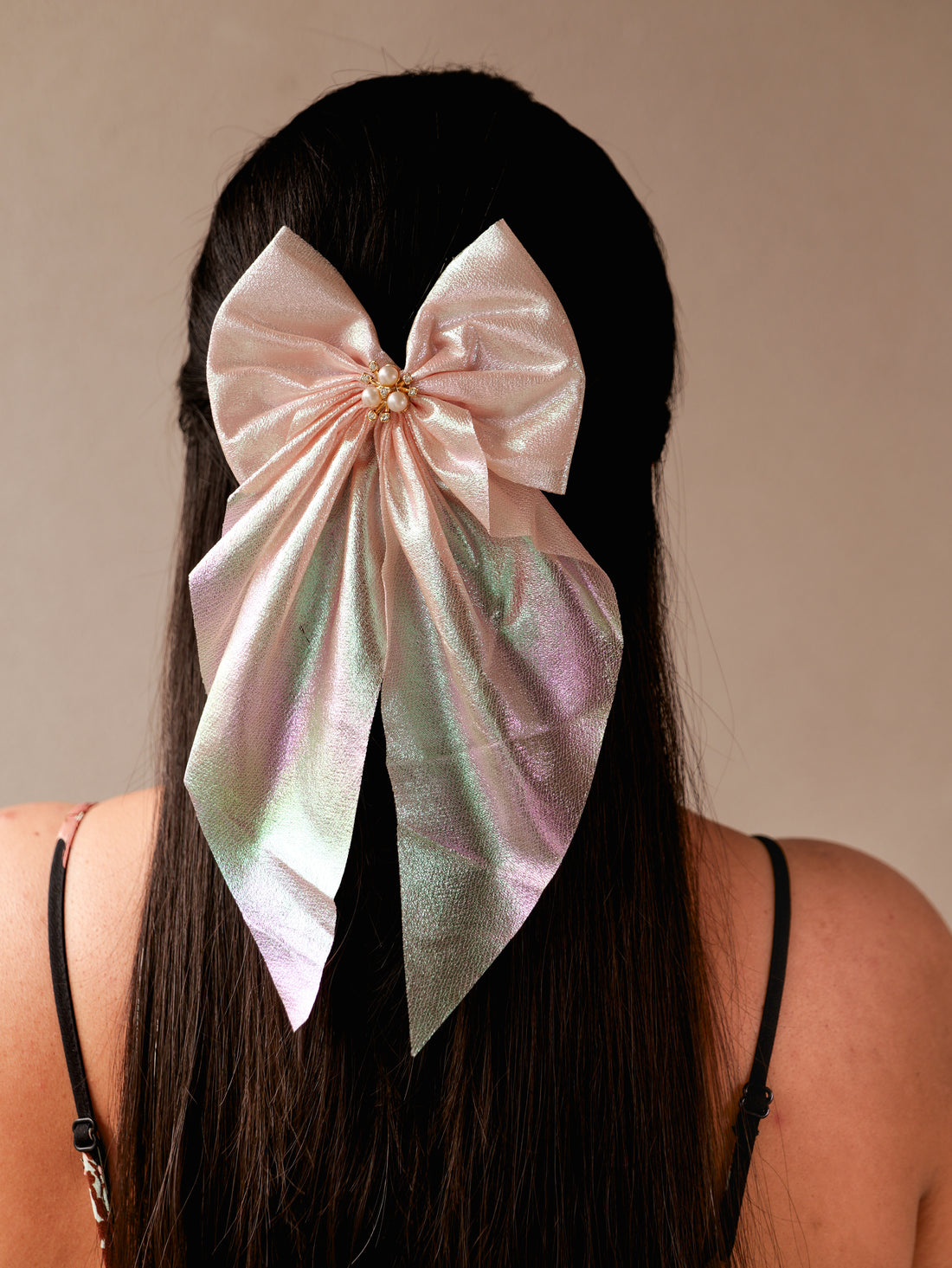 Pearl Shine Hair Bow – Vintage Elegance for Timeless Style
