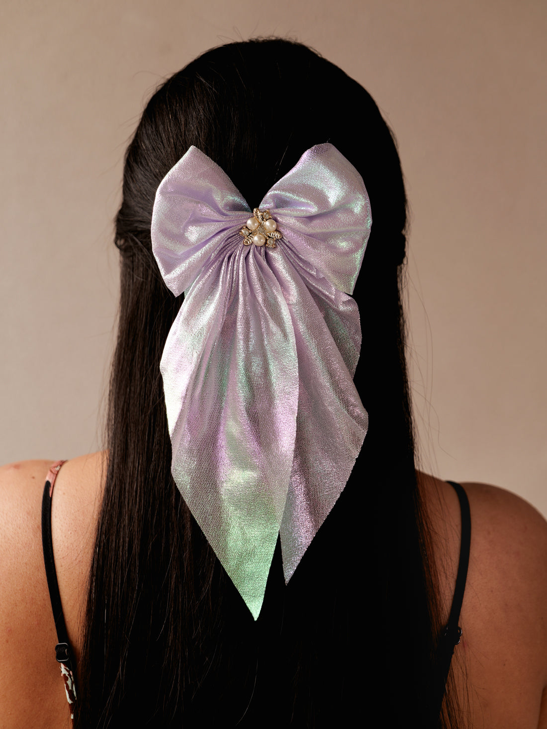 Pearl Shine Hair Bow – Vintage Elegance for Timeless Style